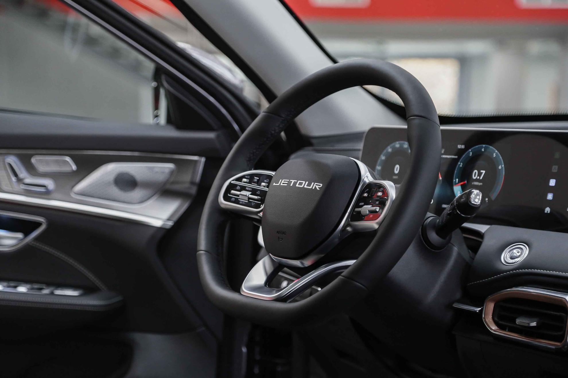 Jetour X70+ 2026, серый