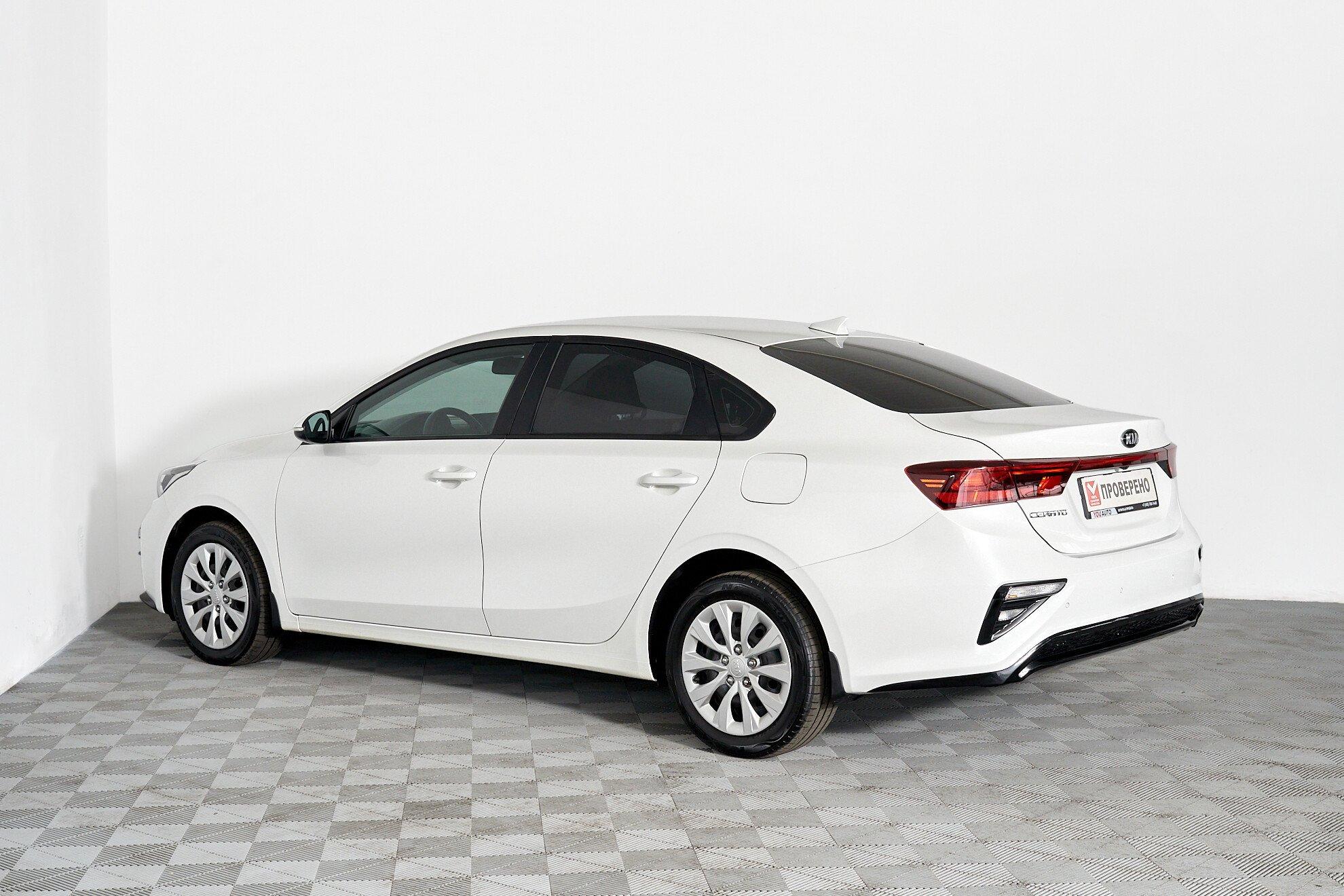 Kia Cerato 2019, белый