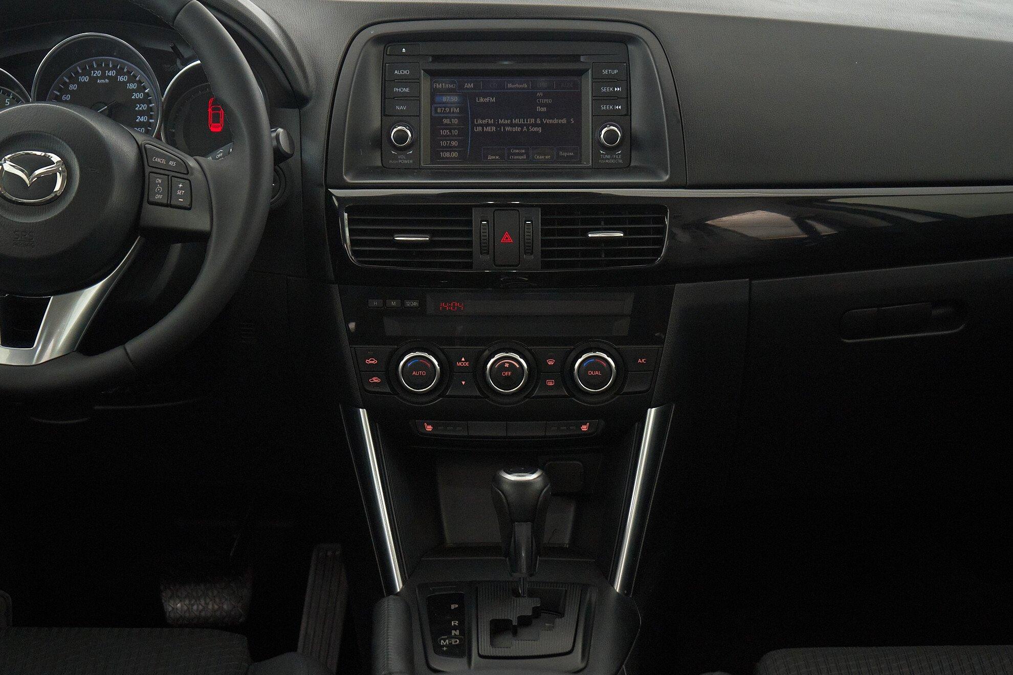 Mazda CX-5 2011, белый