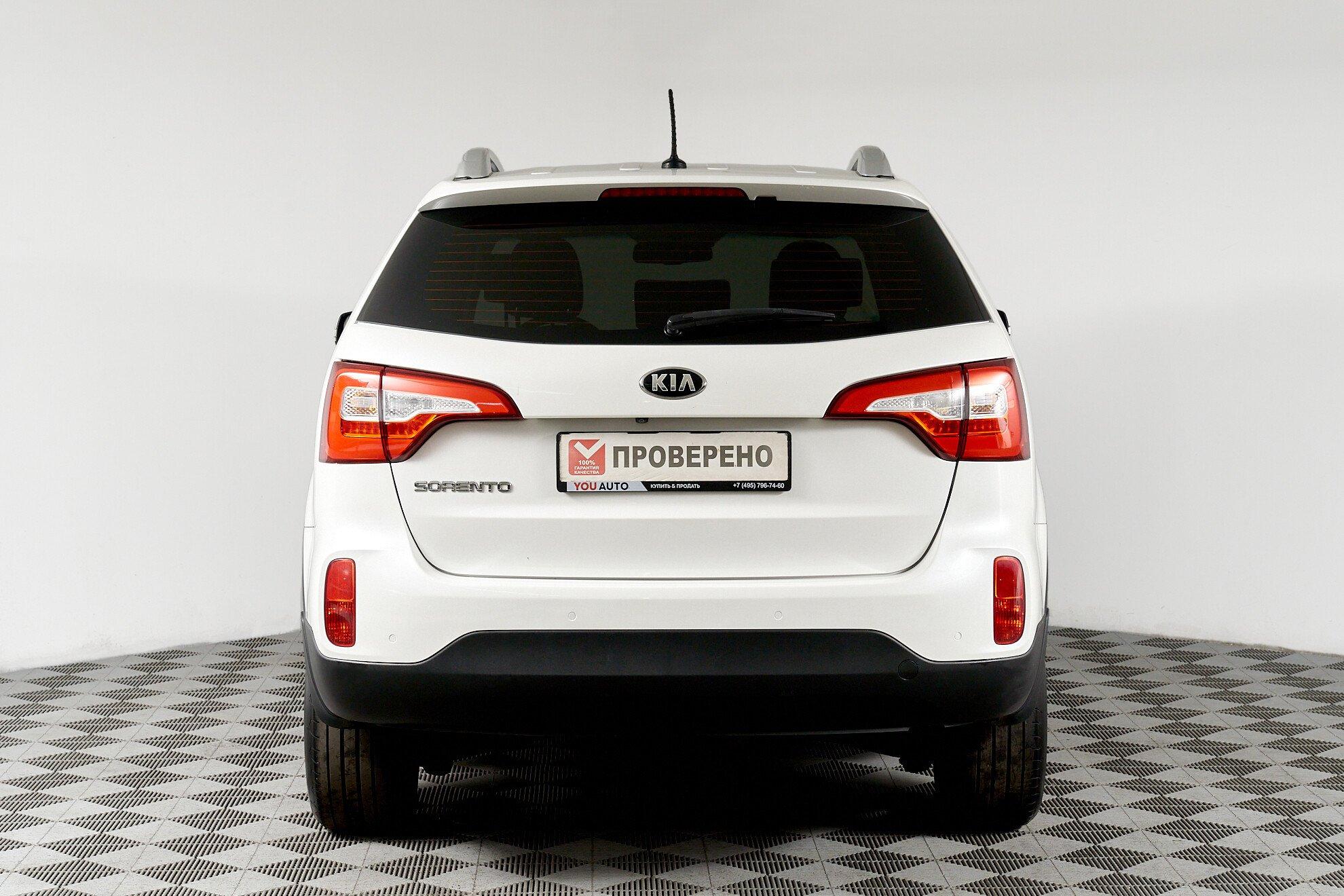 Kia Sorento 2015, белый