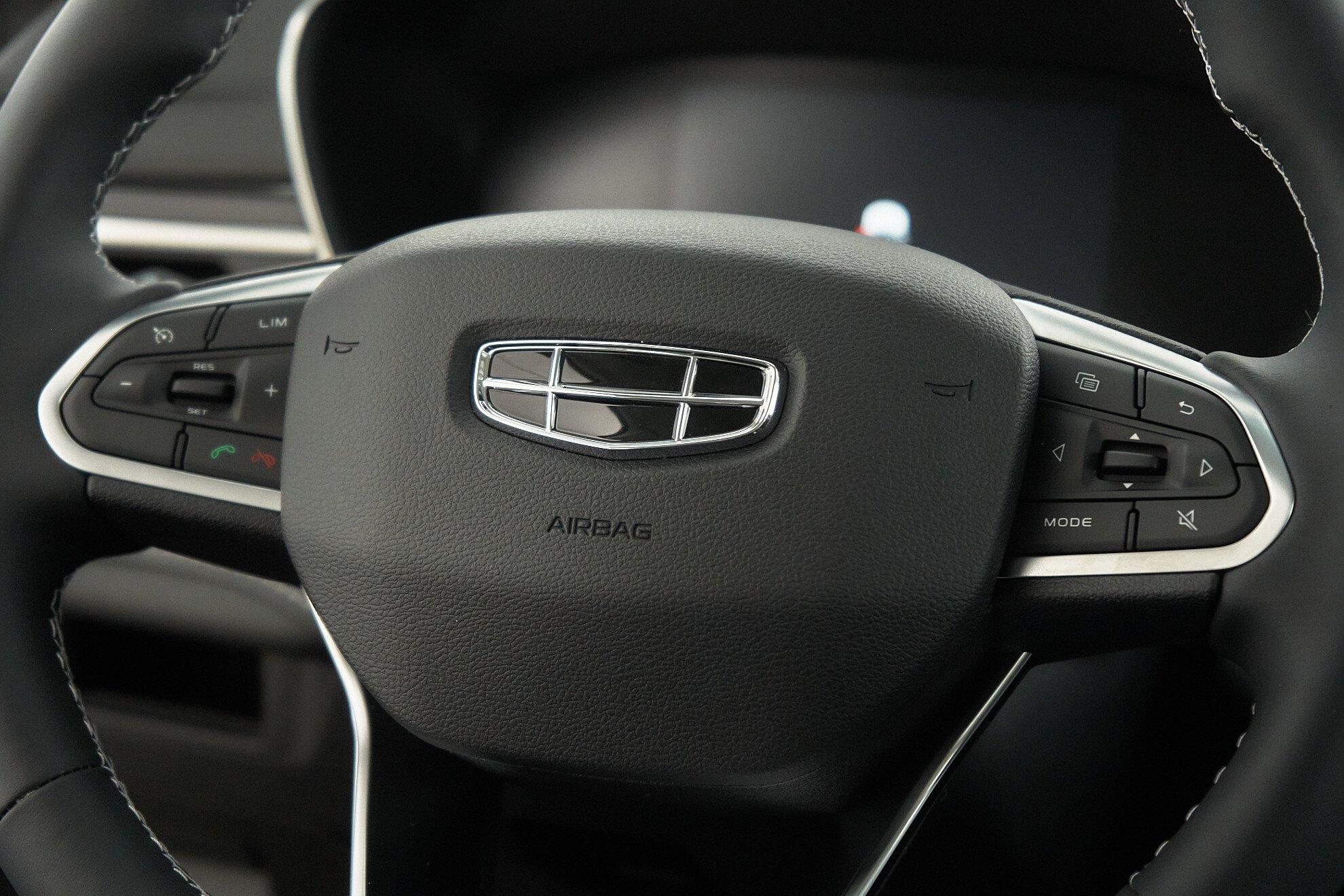 Geely Atlas Pro 2024, черный