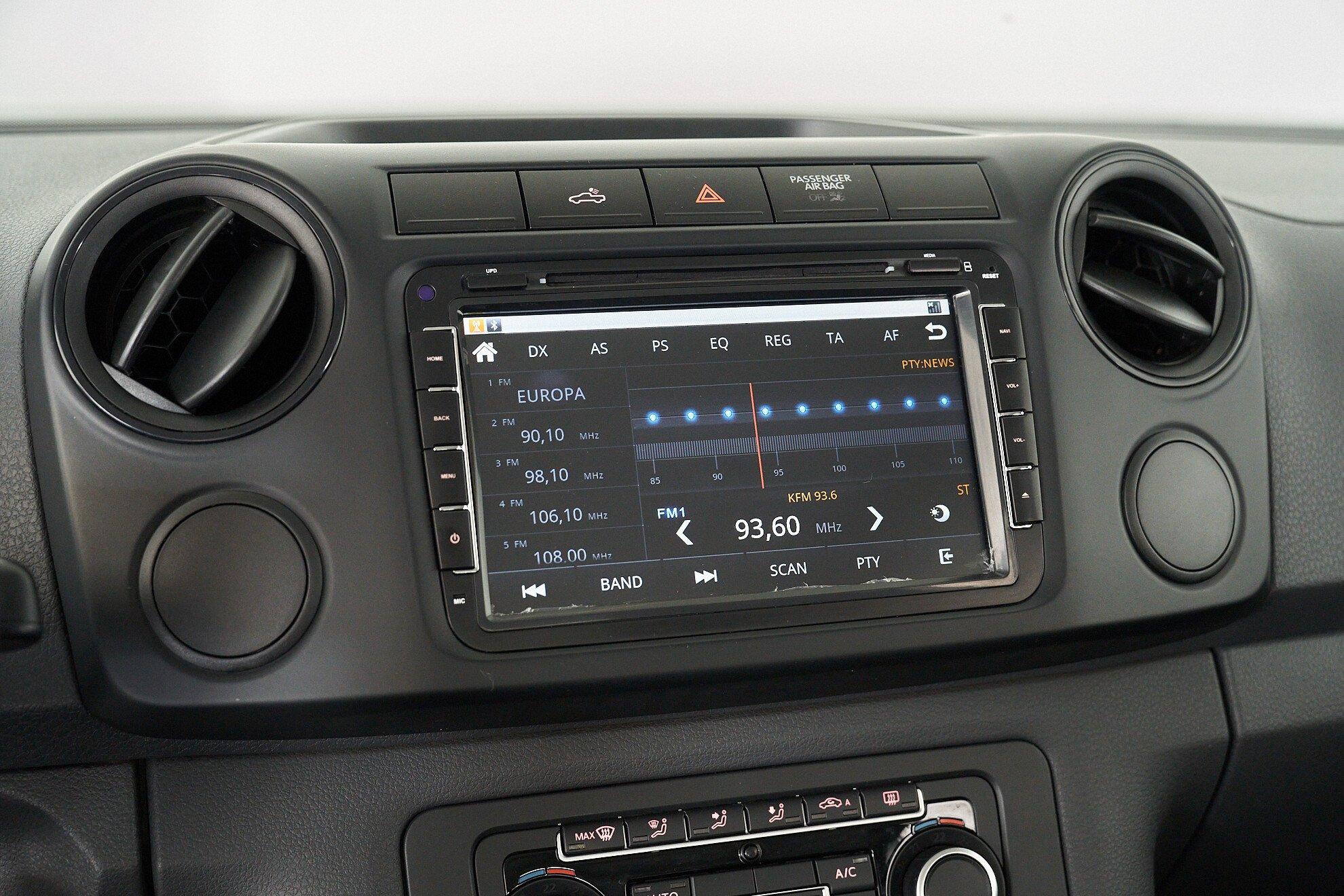 Volkswagen Amarok 2013, черный