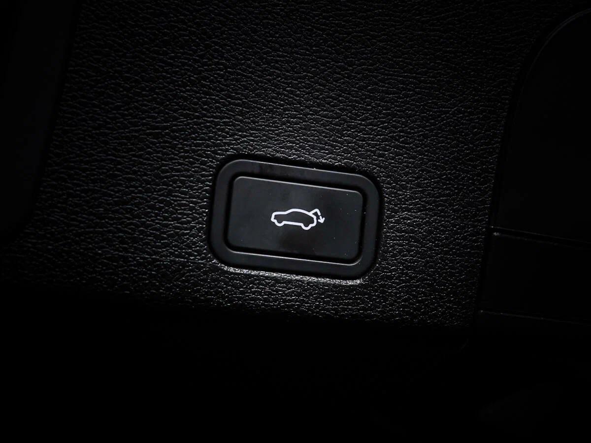 Geely Tugella 2021, серый