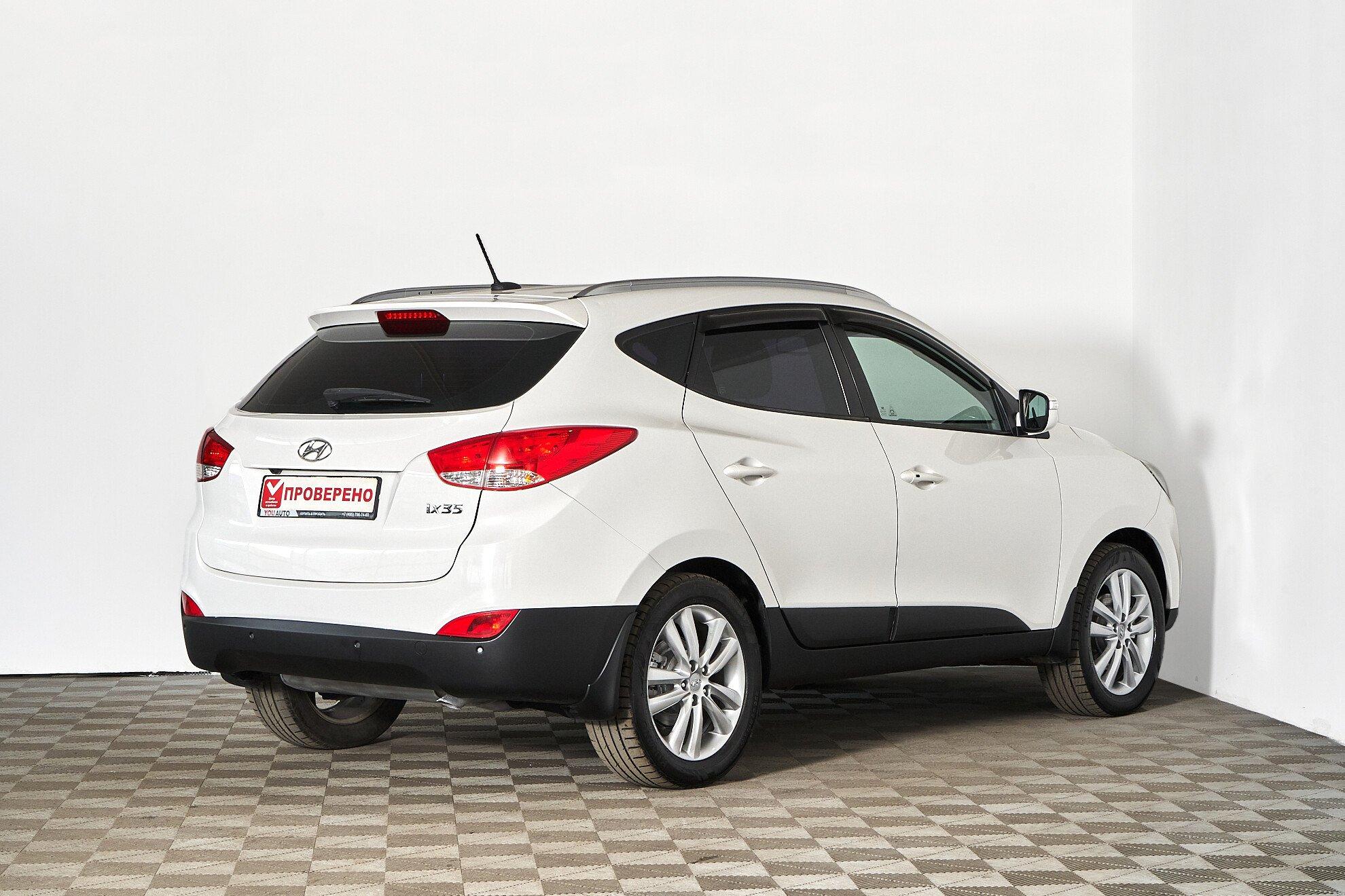 Hyundai ix35 2012, белый