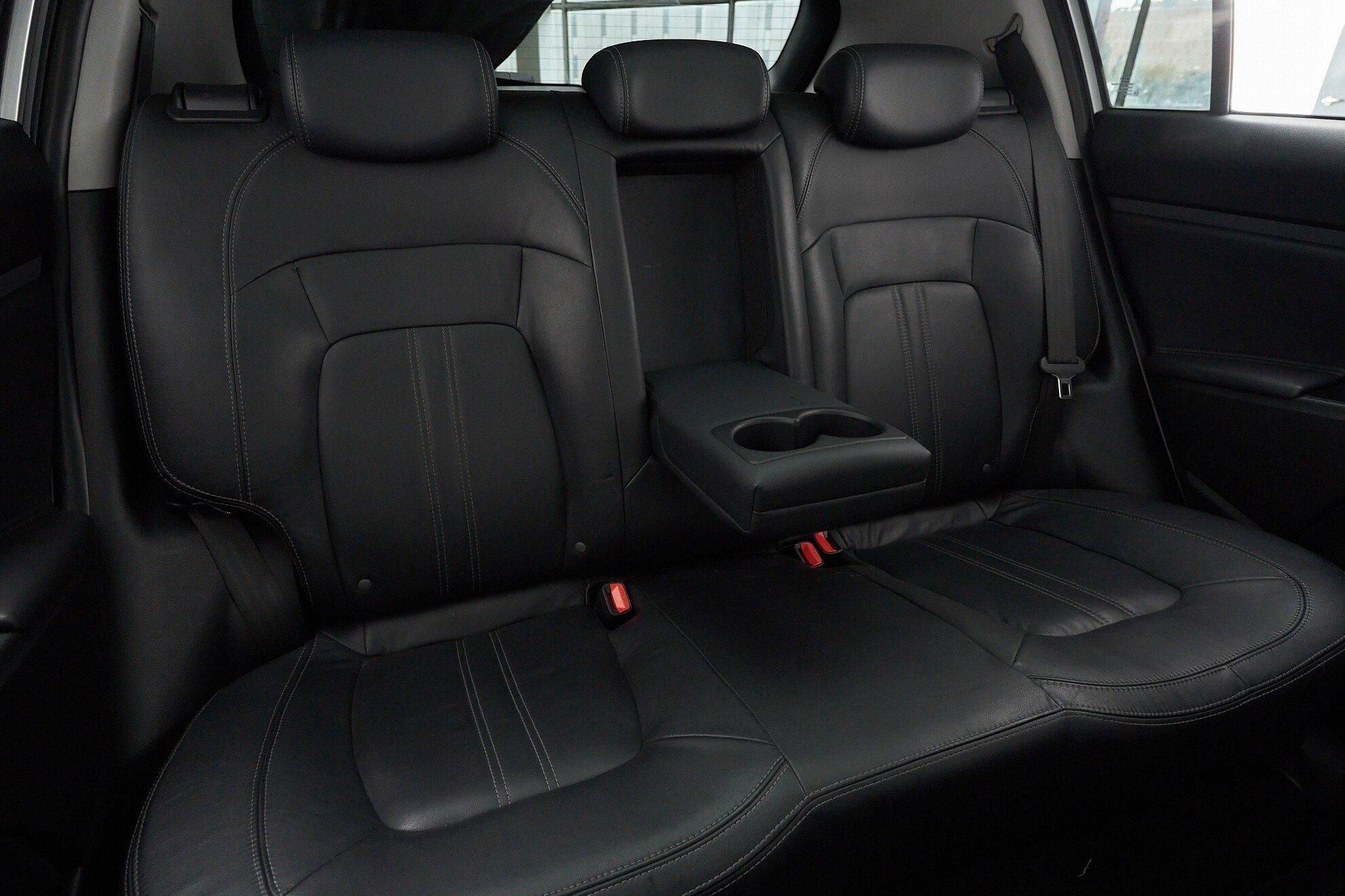 Kia Sportage 2011, серебряный
