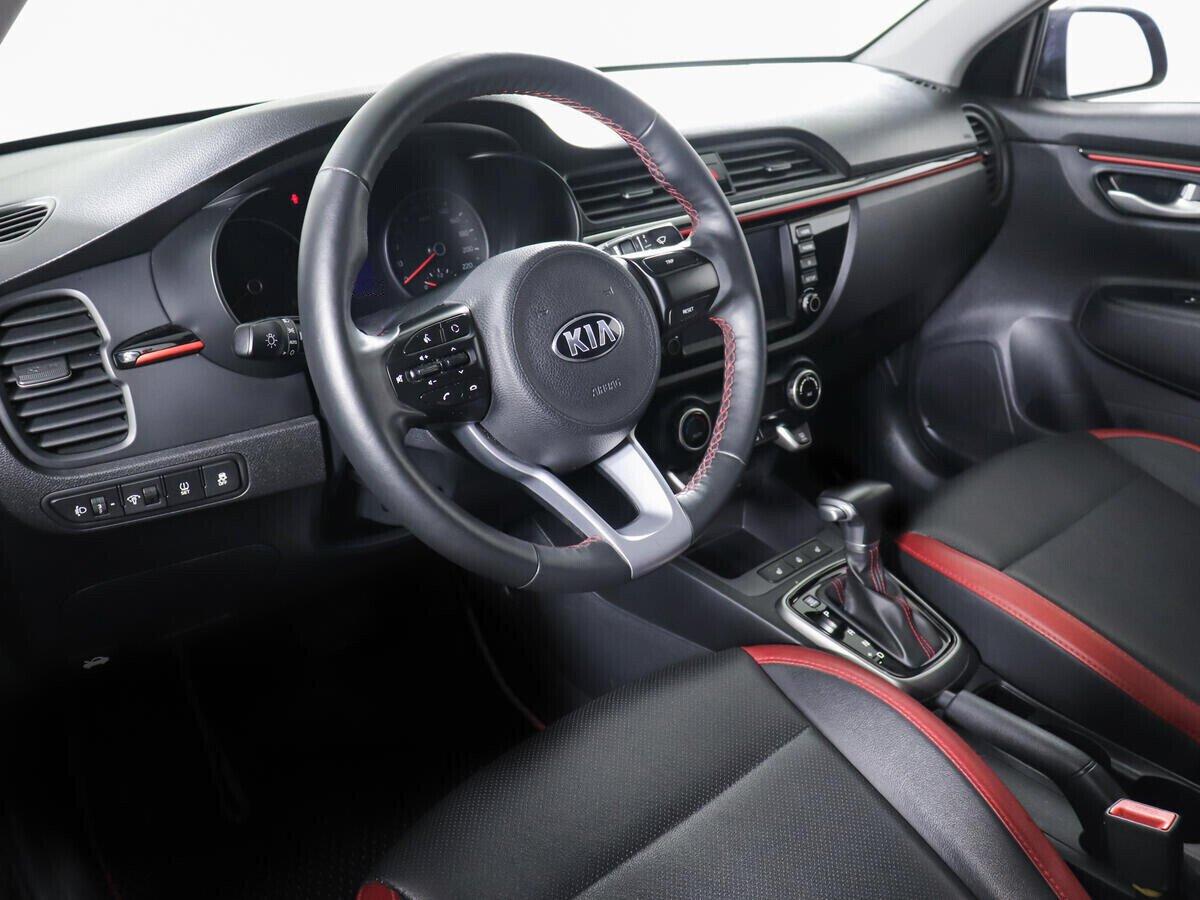 Kia Rio 2019, черный