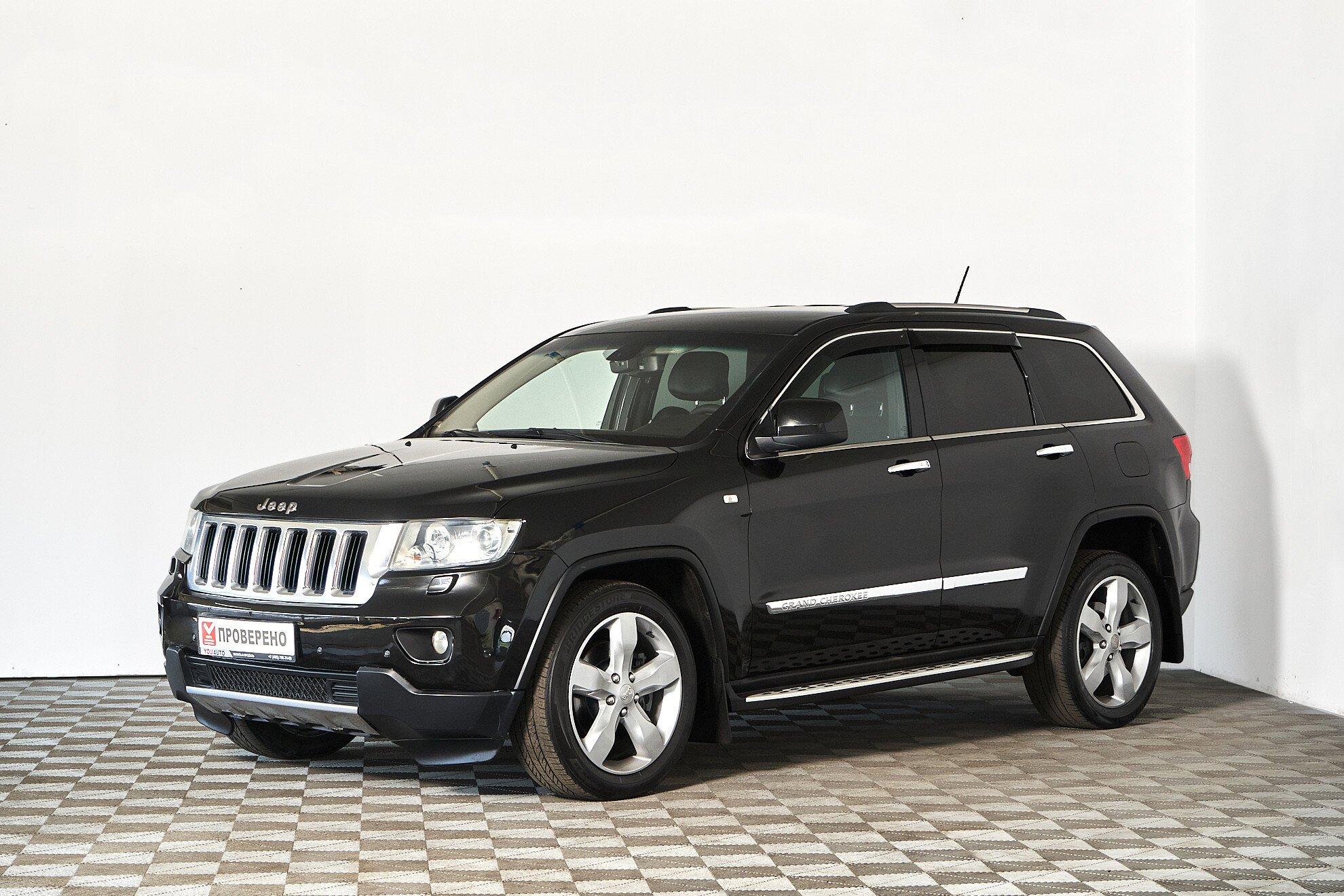 Jeep Grand Cherokee 2012, черный