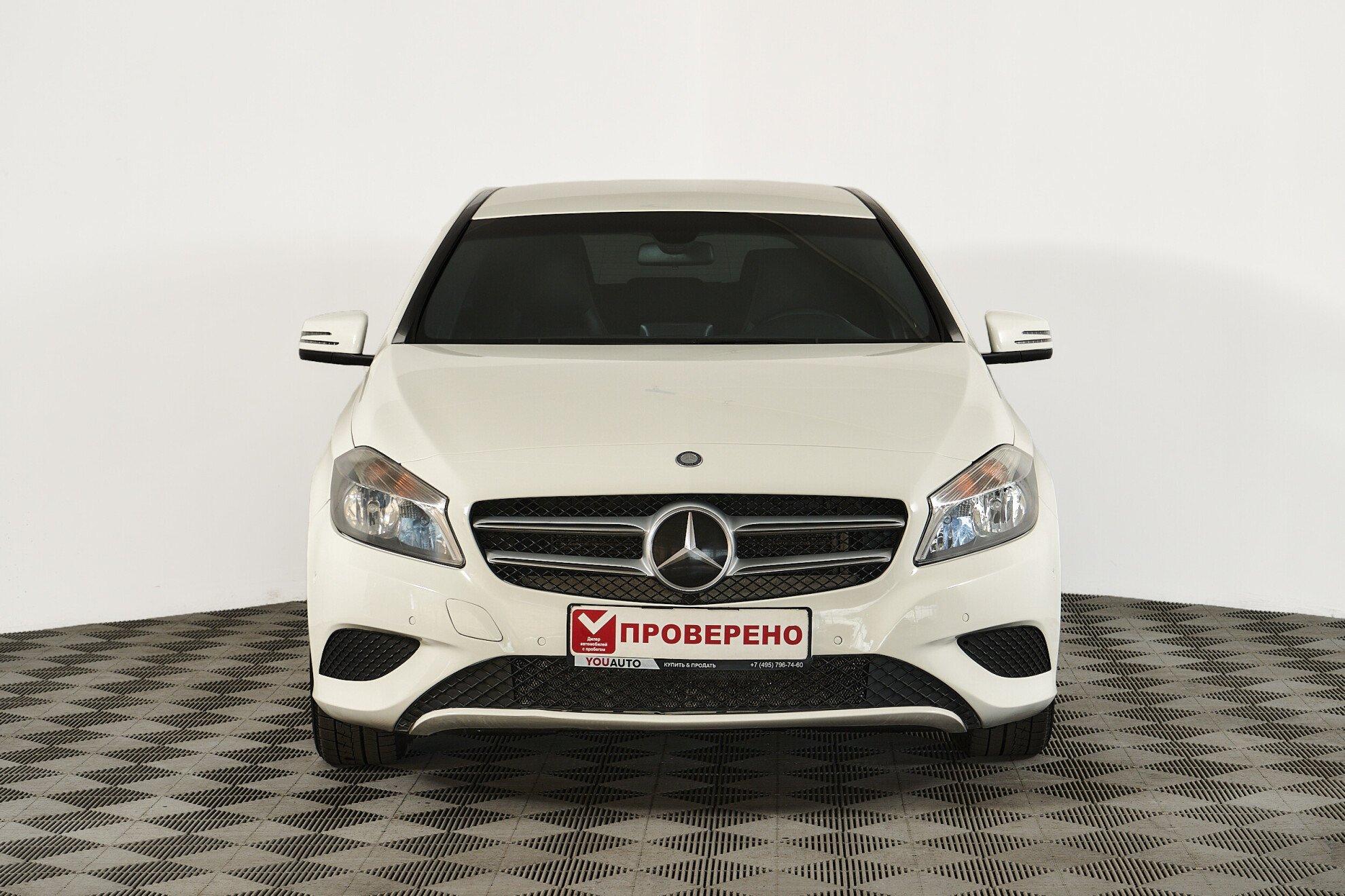 Mercedes-Benz A-Класс 2013, белый