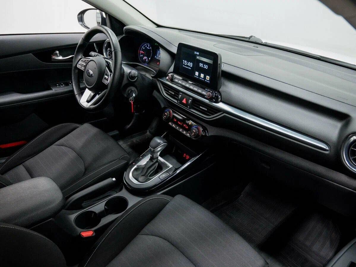 Kia Cerato 2019, белый