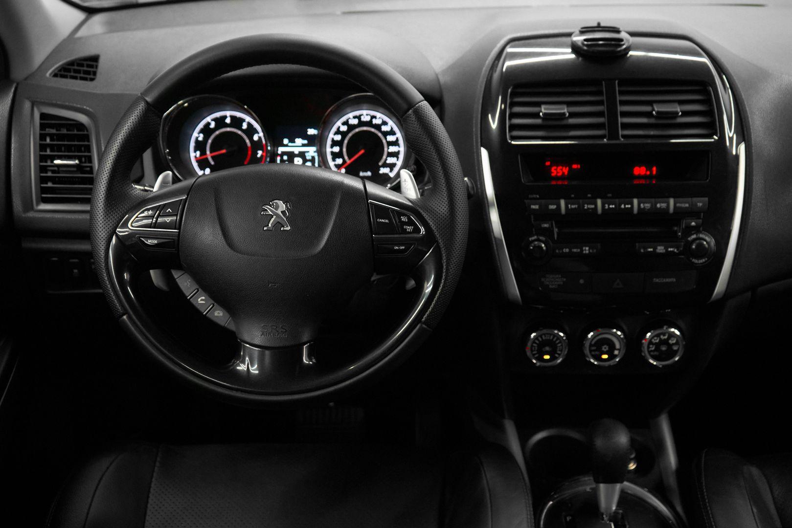 Peugeot 4008 2012, белый