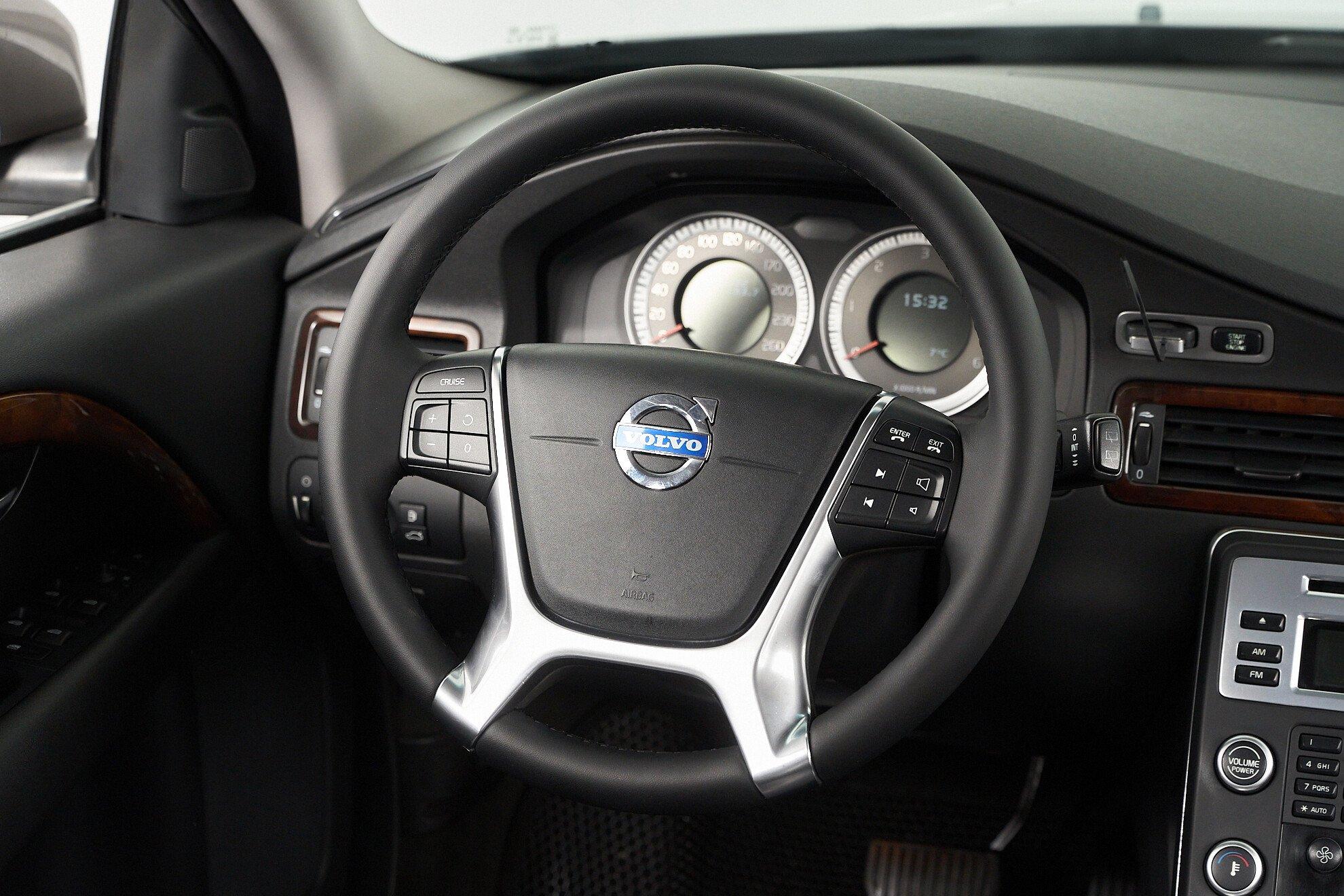 Volvo XC70 2011, коричневый