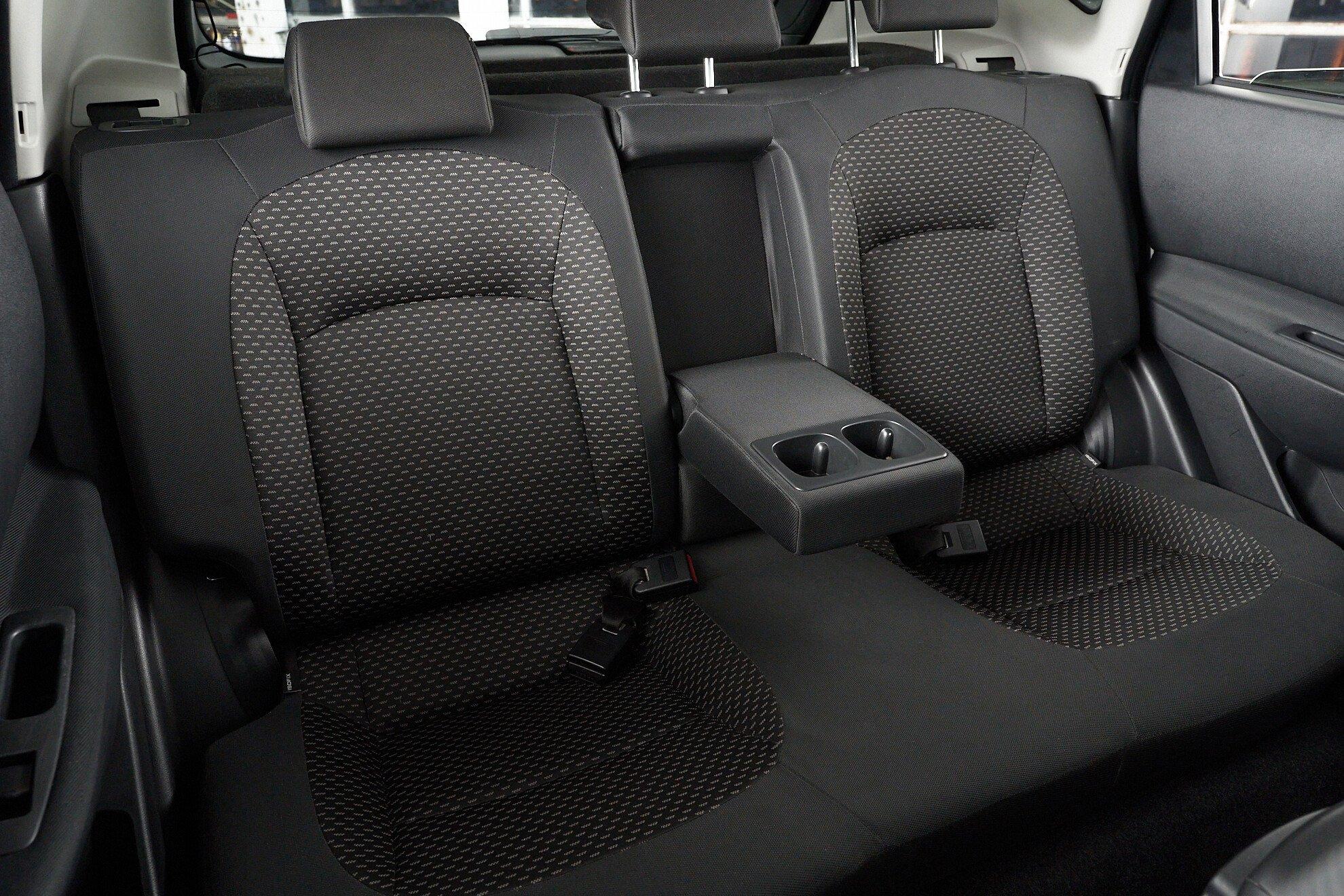 Nissan Qashqai 2009, серебряный