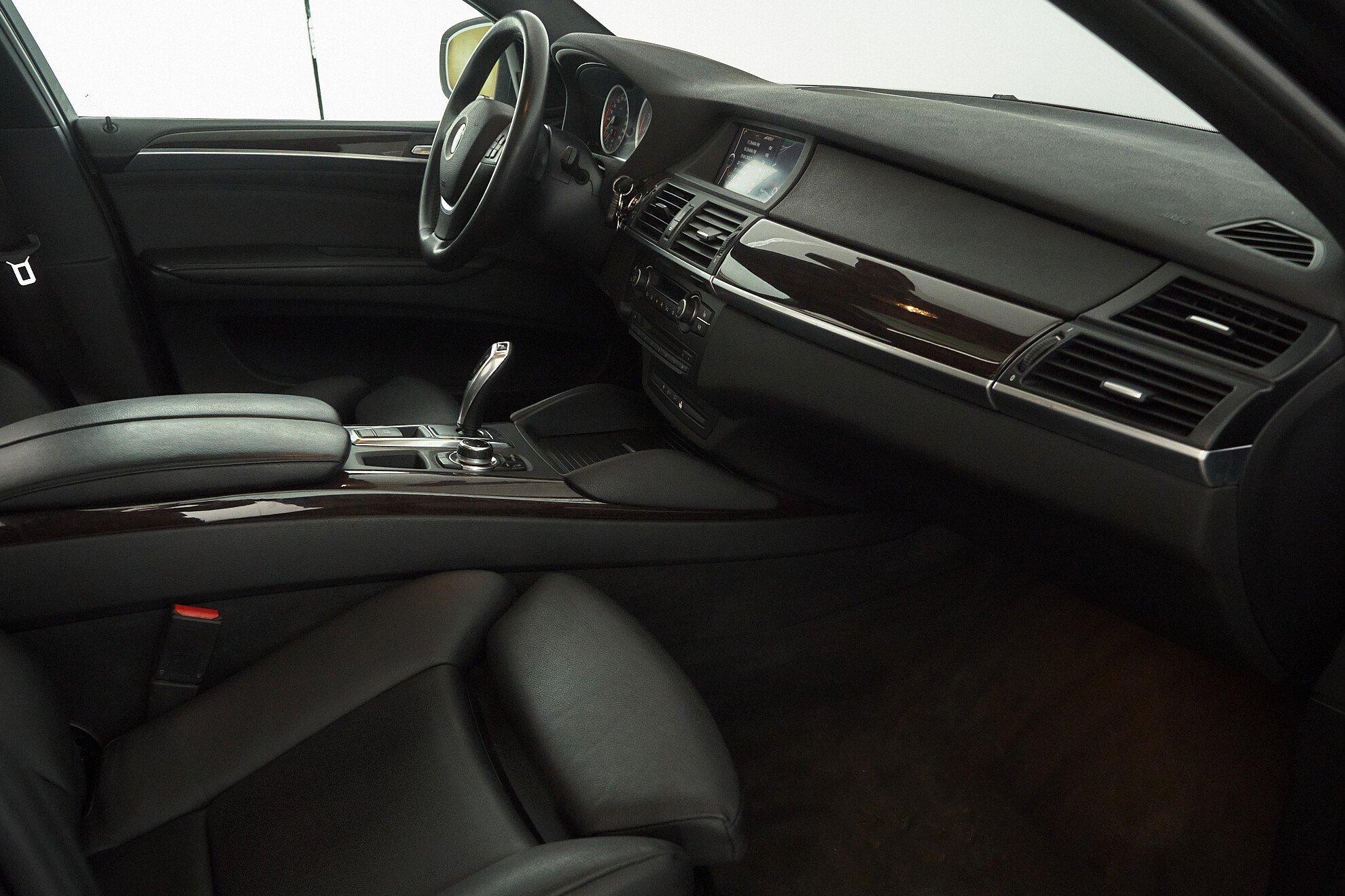 BMW X6 2010, черный