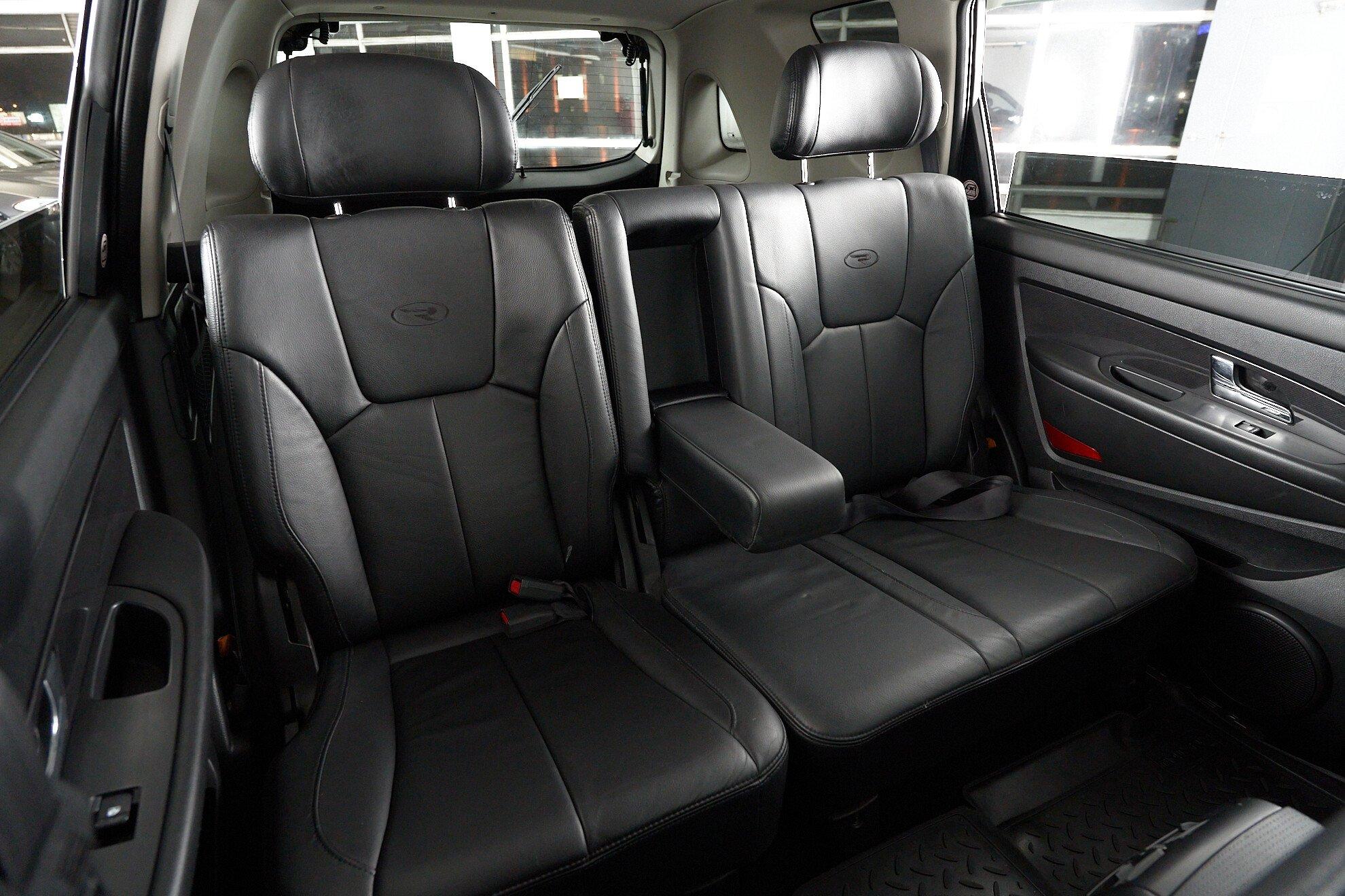 SsangYong Rexton 2012, пурпурный