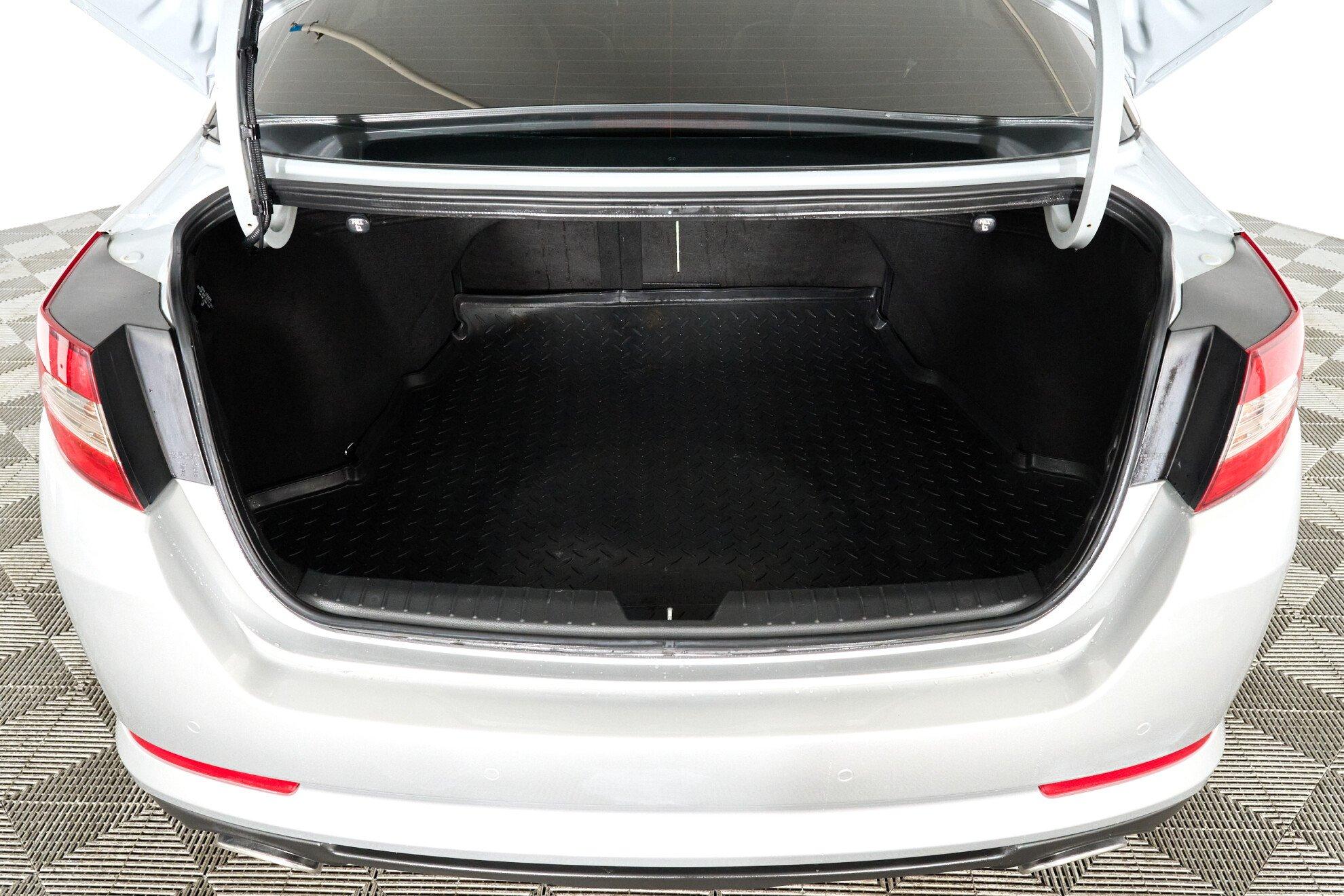 Kia Optima 2011, серебряный