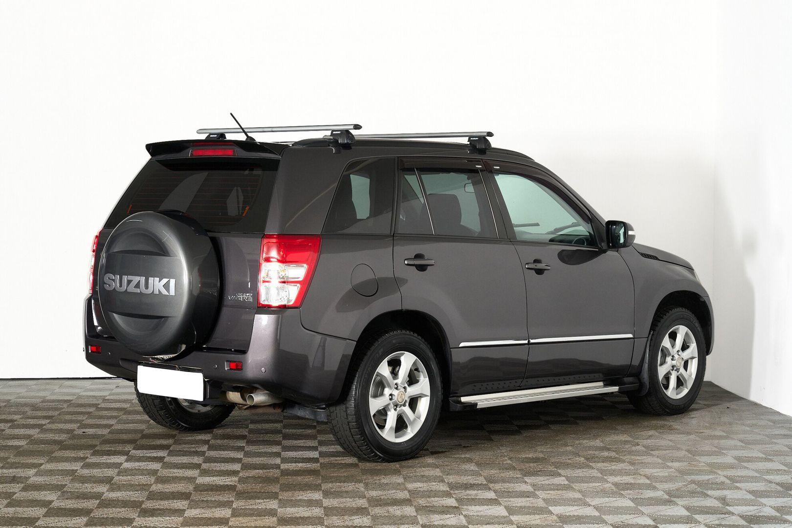 Suzuki Grand Vitara 2014, серый