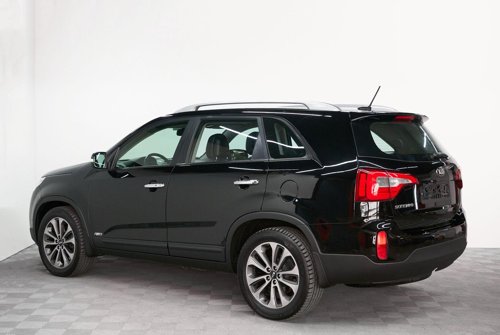 Kia Sorento 2013, черный