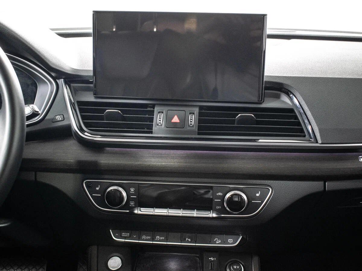 Audi Q5 2021, серый