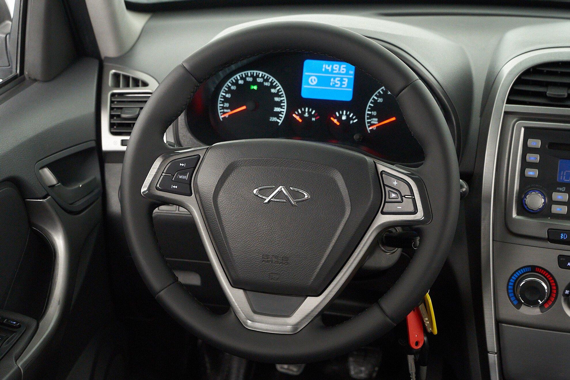 Chery Tiggo (T11) 2015, серый