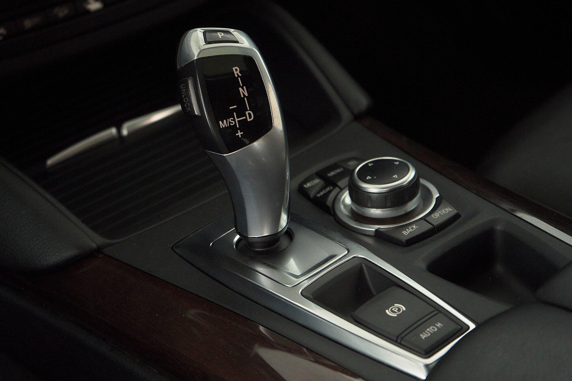 BMW X6 2010, черный