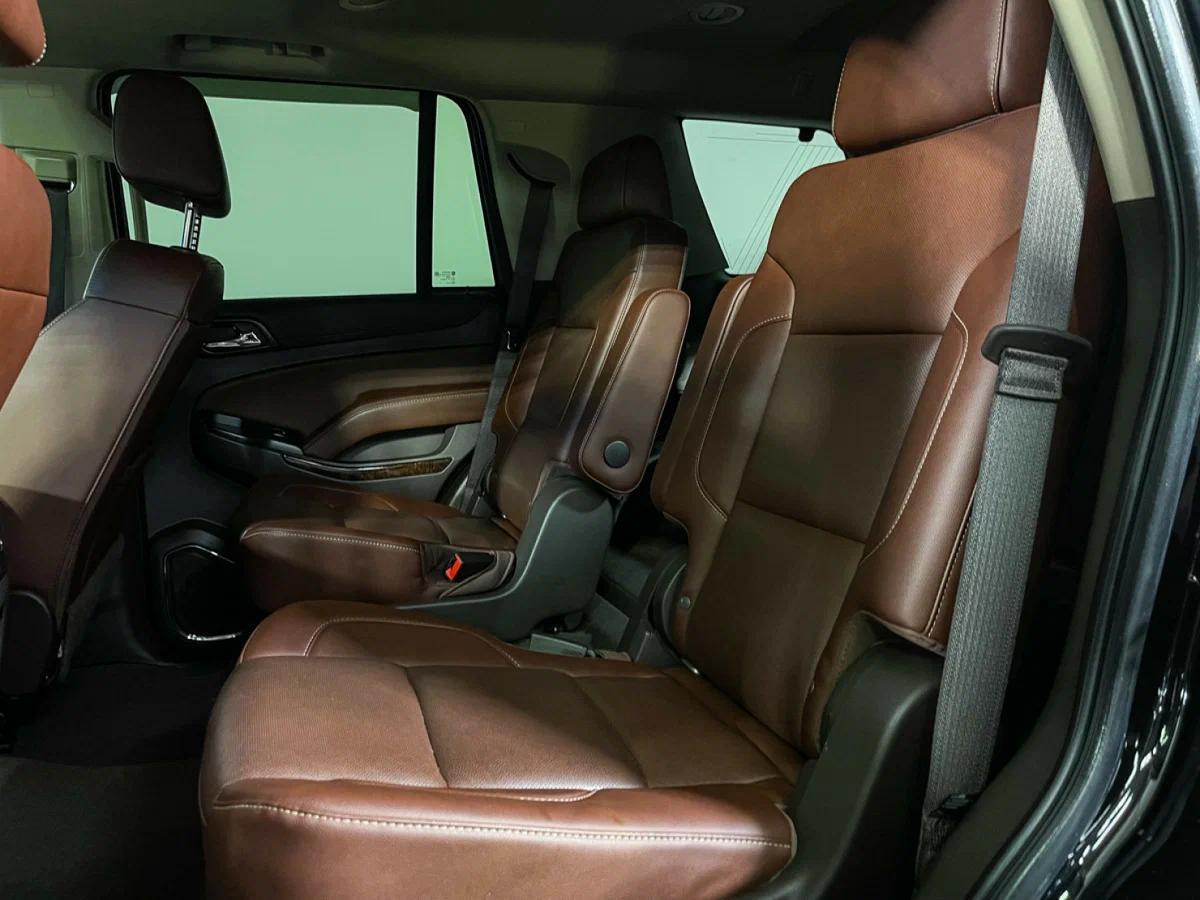 Chevrolet Tahoe 2017, черный