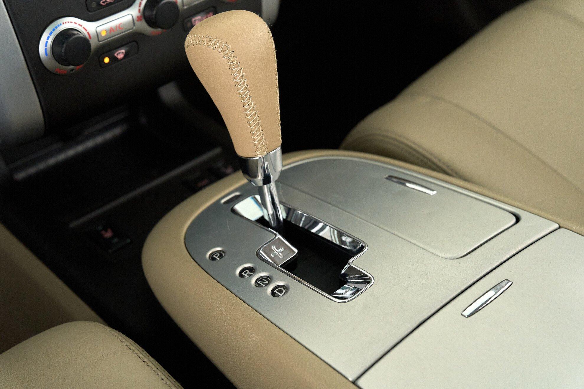 Nissan Murano 2012, бежевый