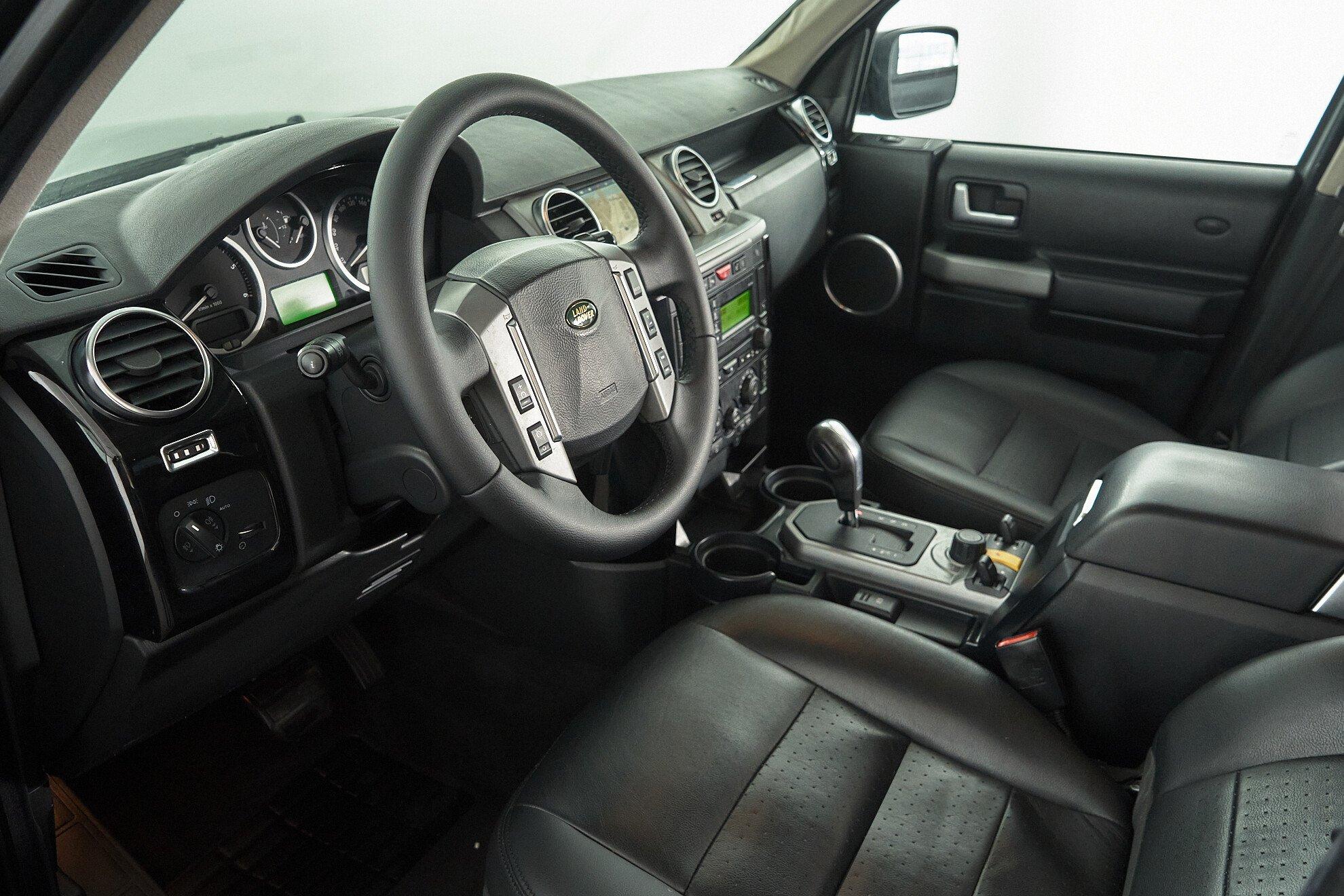 Land Rover Discovery 2008, черный