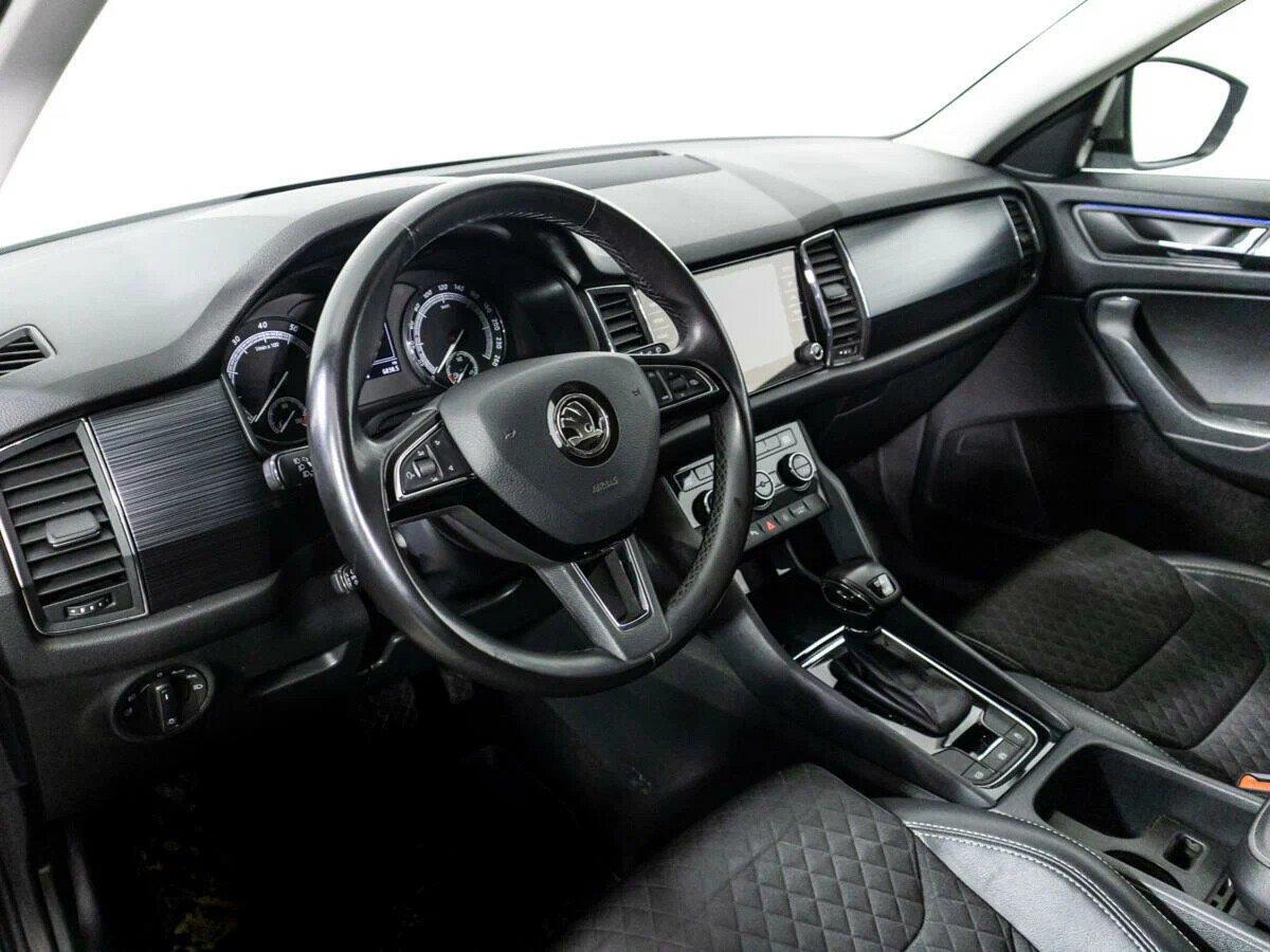Skoda Kodiaq 2020, бежевый