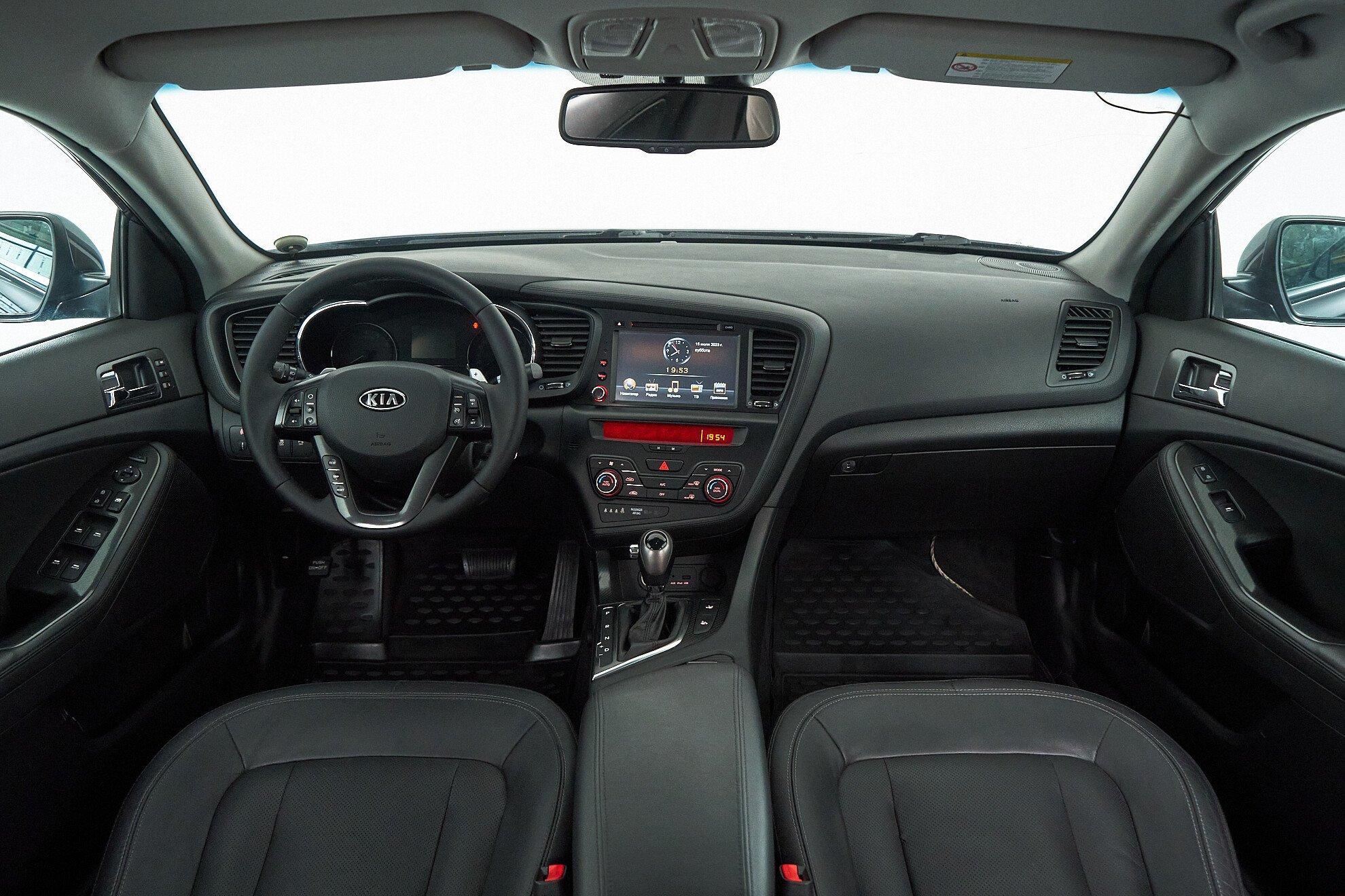 Kia Optima 2011, серый