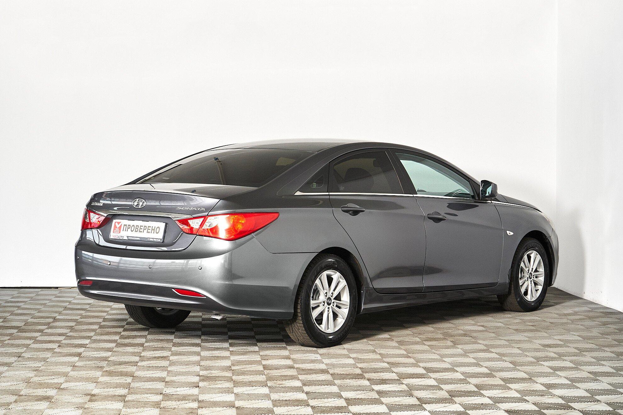 Hyundai Sonata 2012, серый