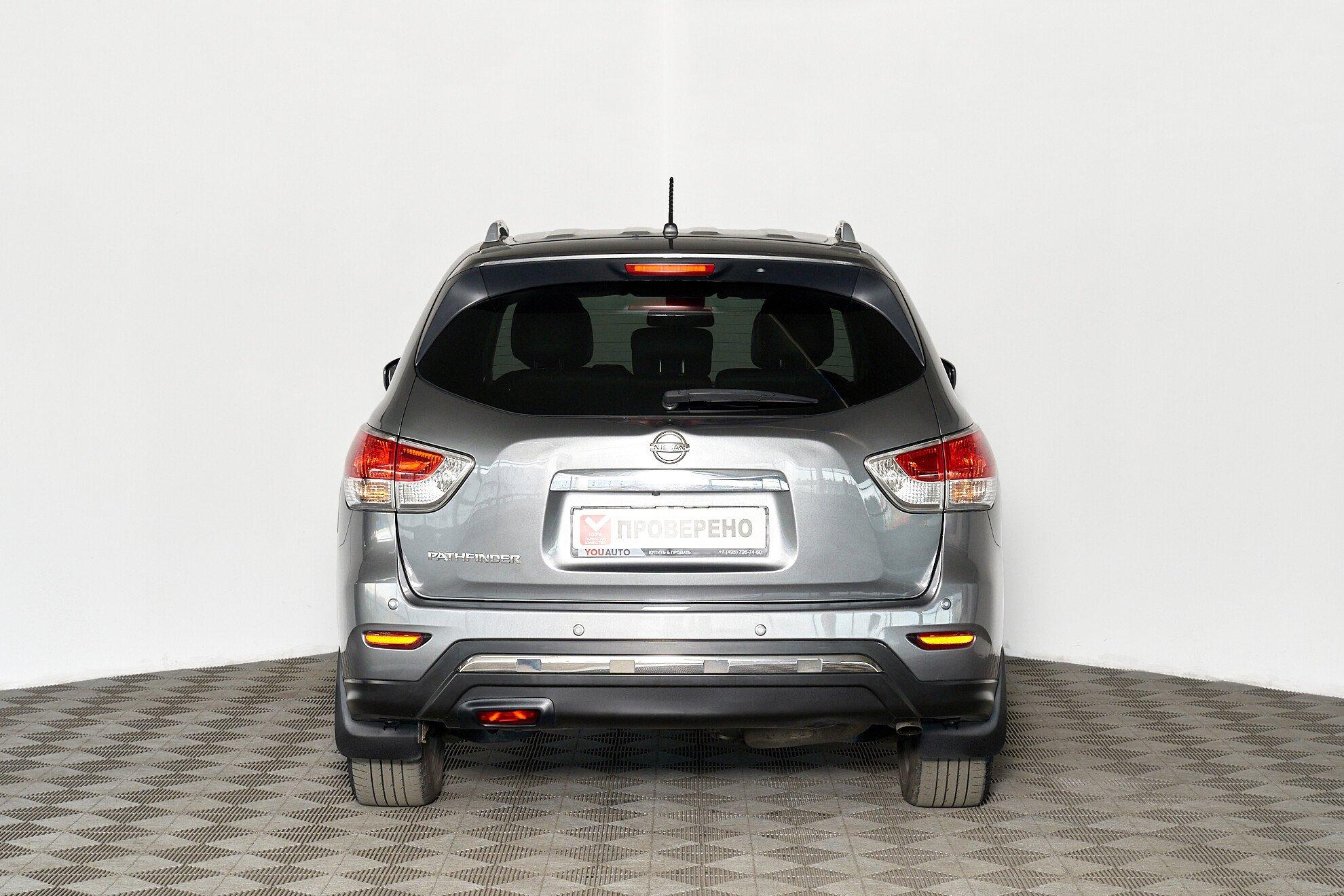Nissan Pathfinder 2014, серый