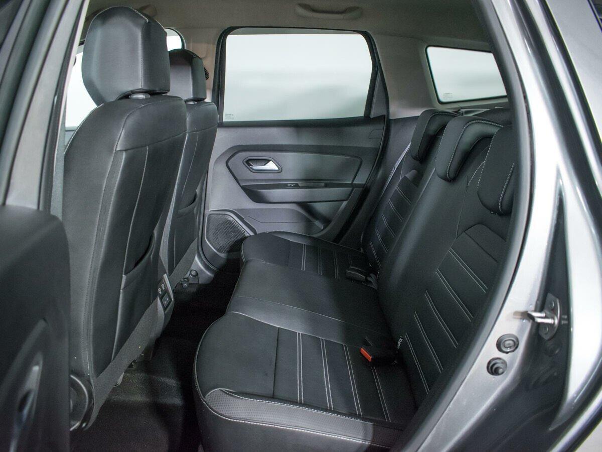 Renault Duster 2021, серебряный