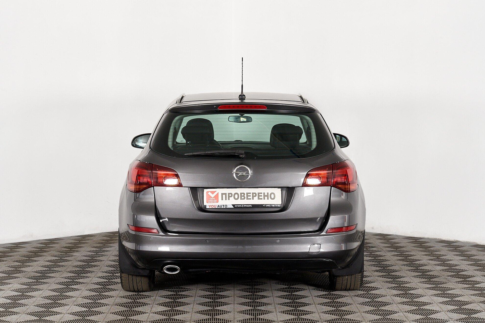 Opel Astra 2011, серый