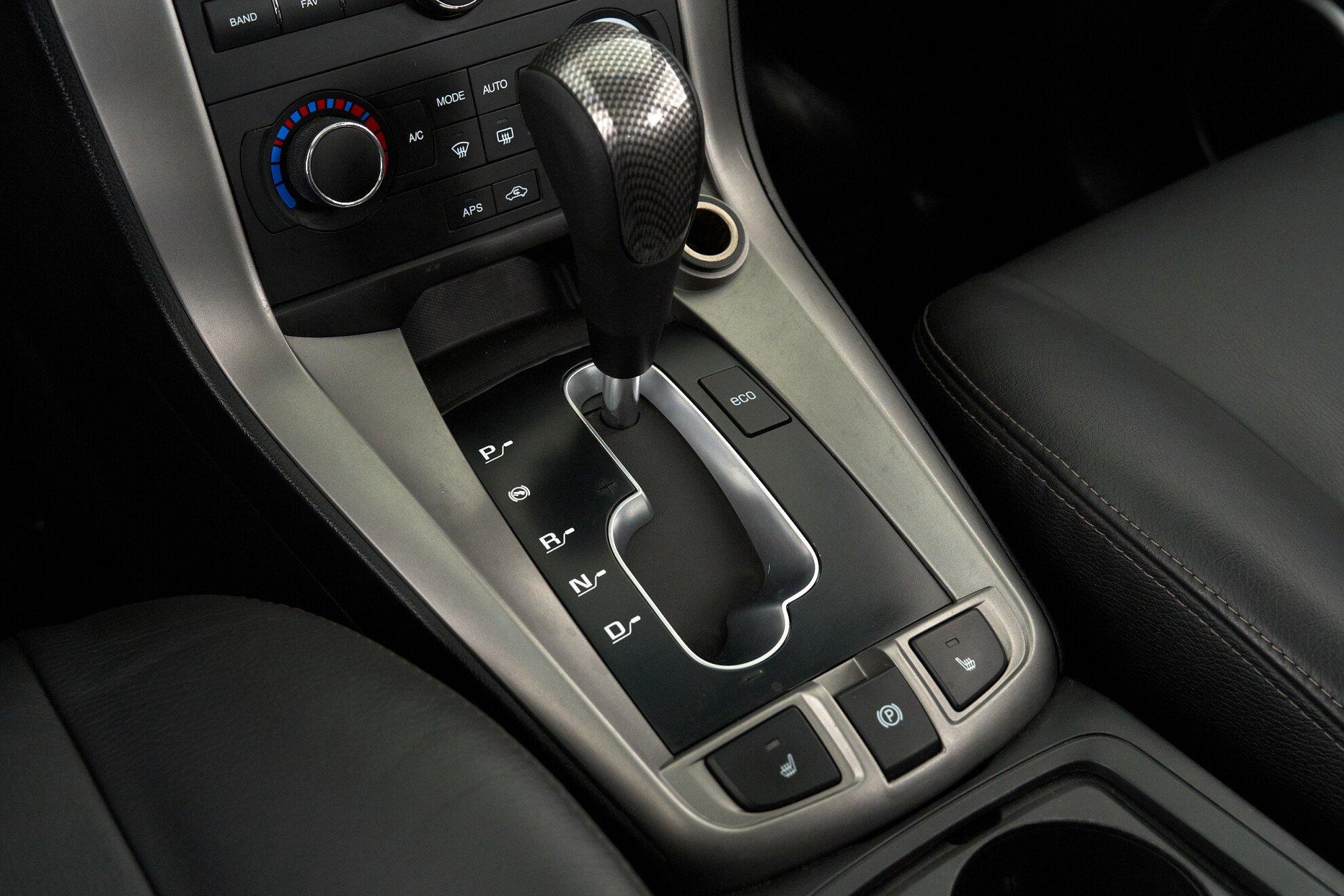 Chevrolet Captiva 2012, серебряный
