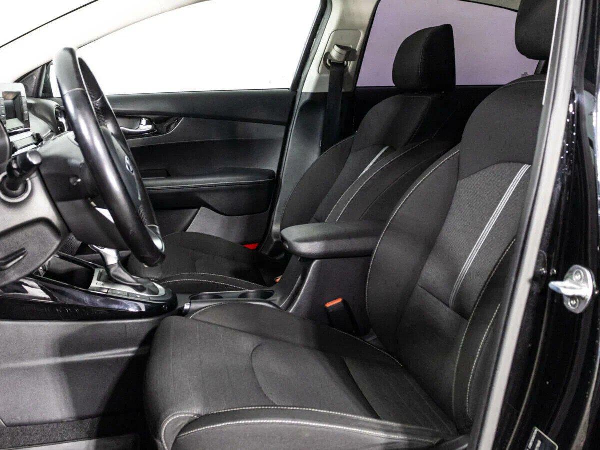 Kia Cerato 2019, черный