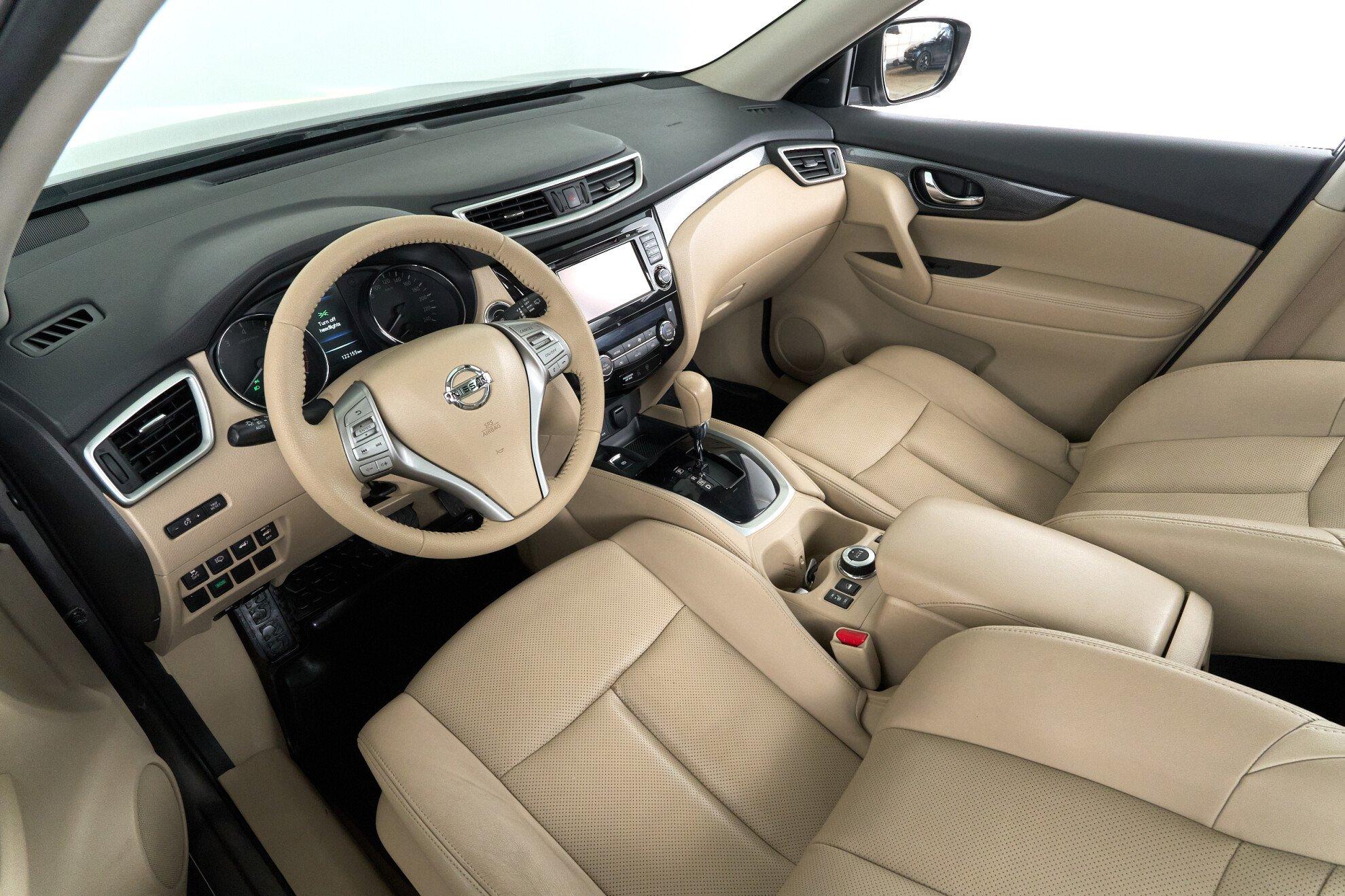 Nissan X-Trail 2017, серый