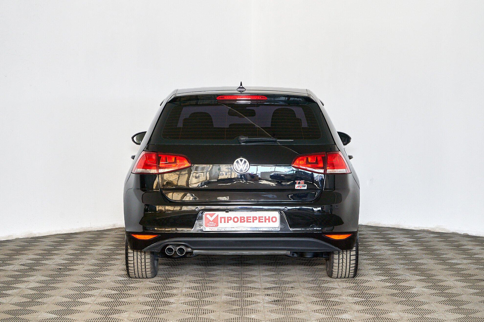 Volkswagen Golf 2013, черный