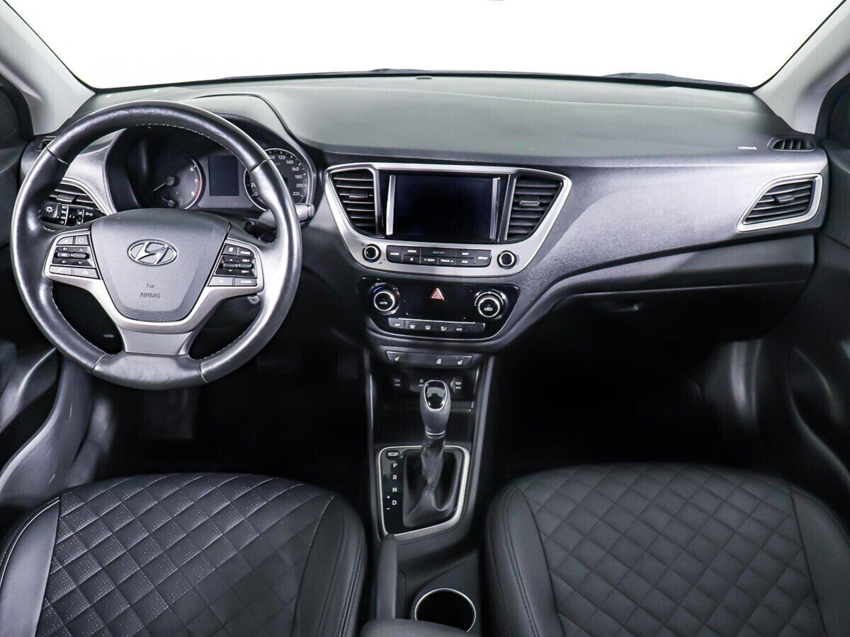 Hyundai Solaris 2020, белый