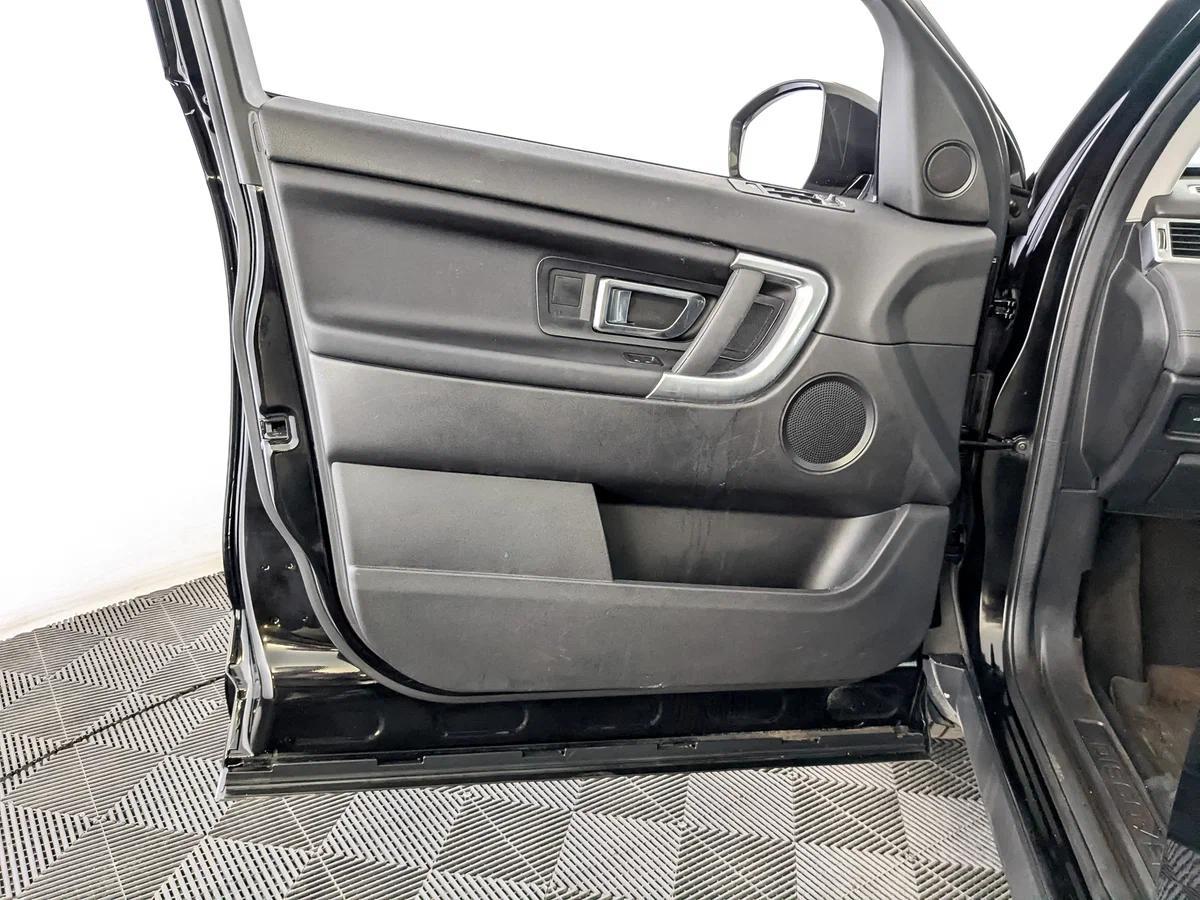 Land Rover Discovery Sport 2019, черный