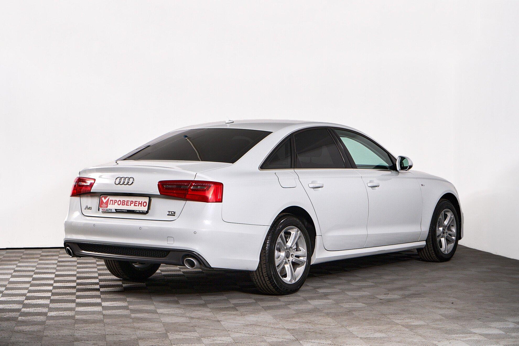 Audi A6 2012, белый