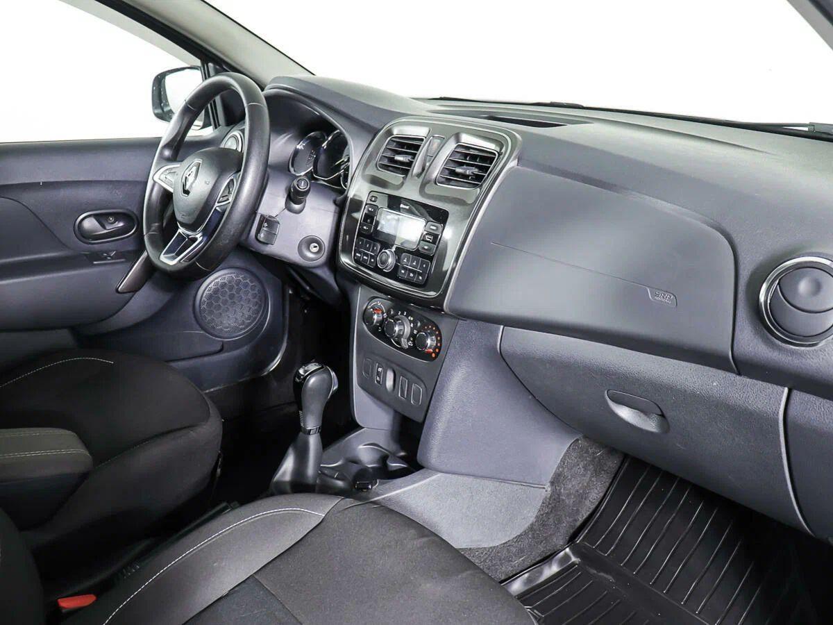 Renault Sandero 2021, серебряный