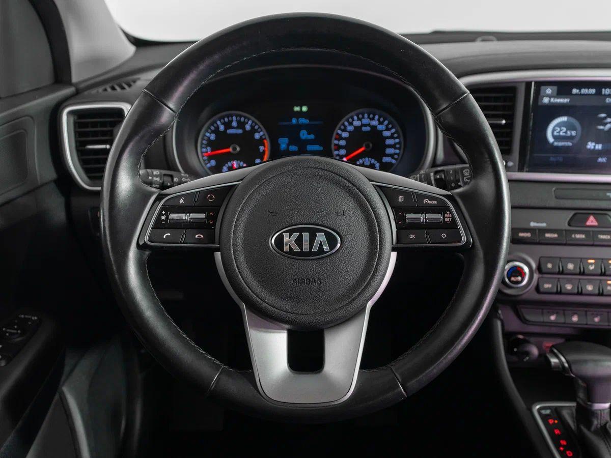 Kia Sportage 2021, белый