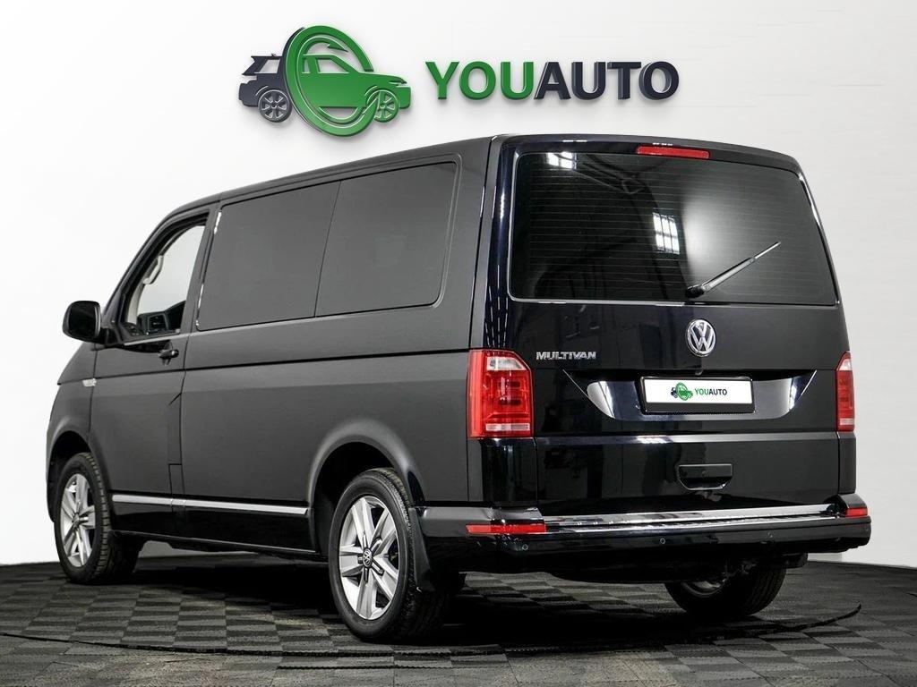 Volkswagen Multivan 2016, черный