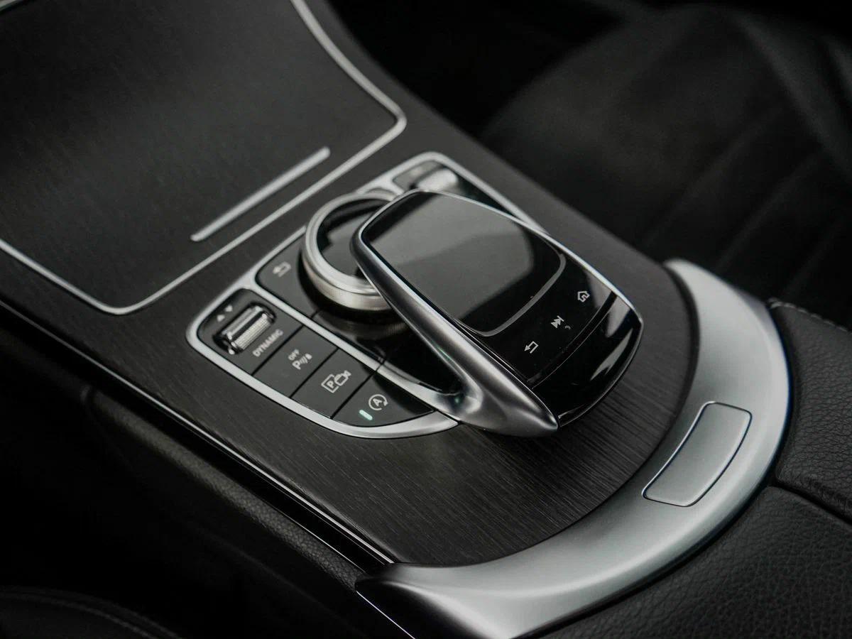 Mercedes-Benz C-Класс 2020, черный