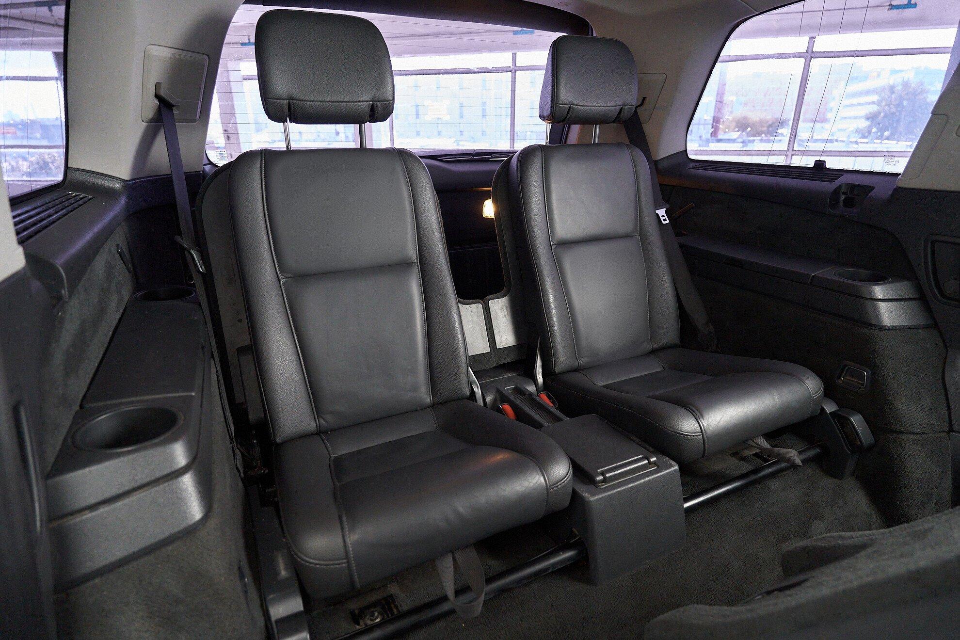 Volvo XC90 2010, серебряный