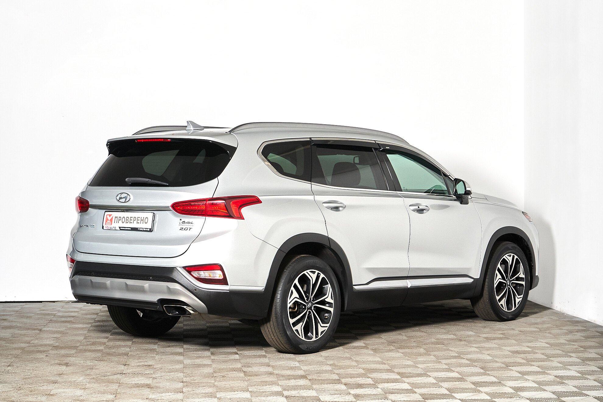 Hyundai Santa Fe 2018, серый
