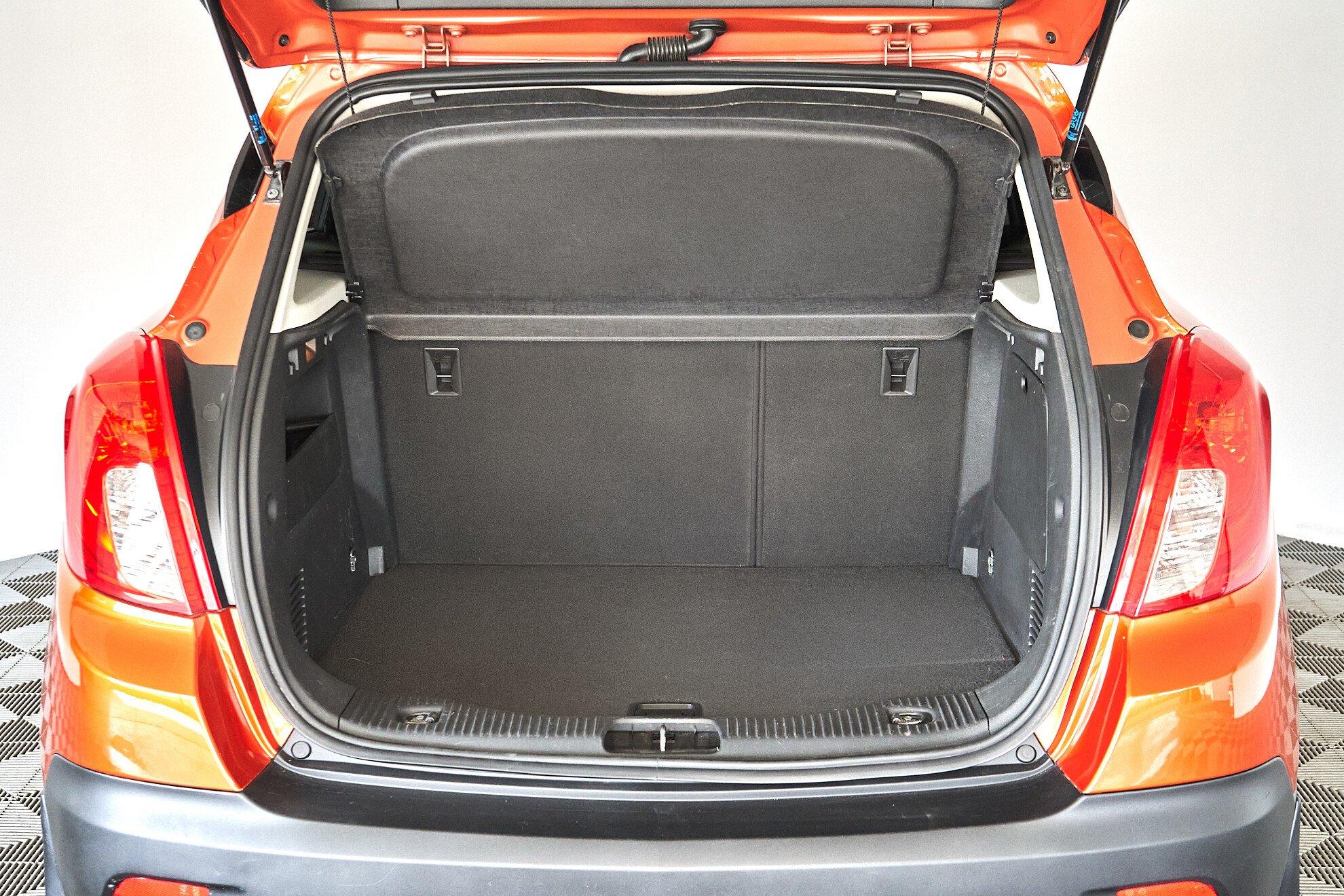 Opel Mokka 2014, оранжевый