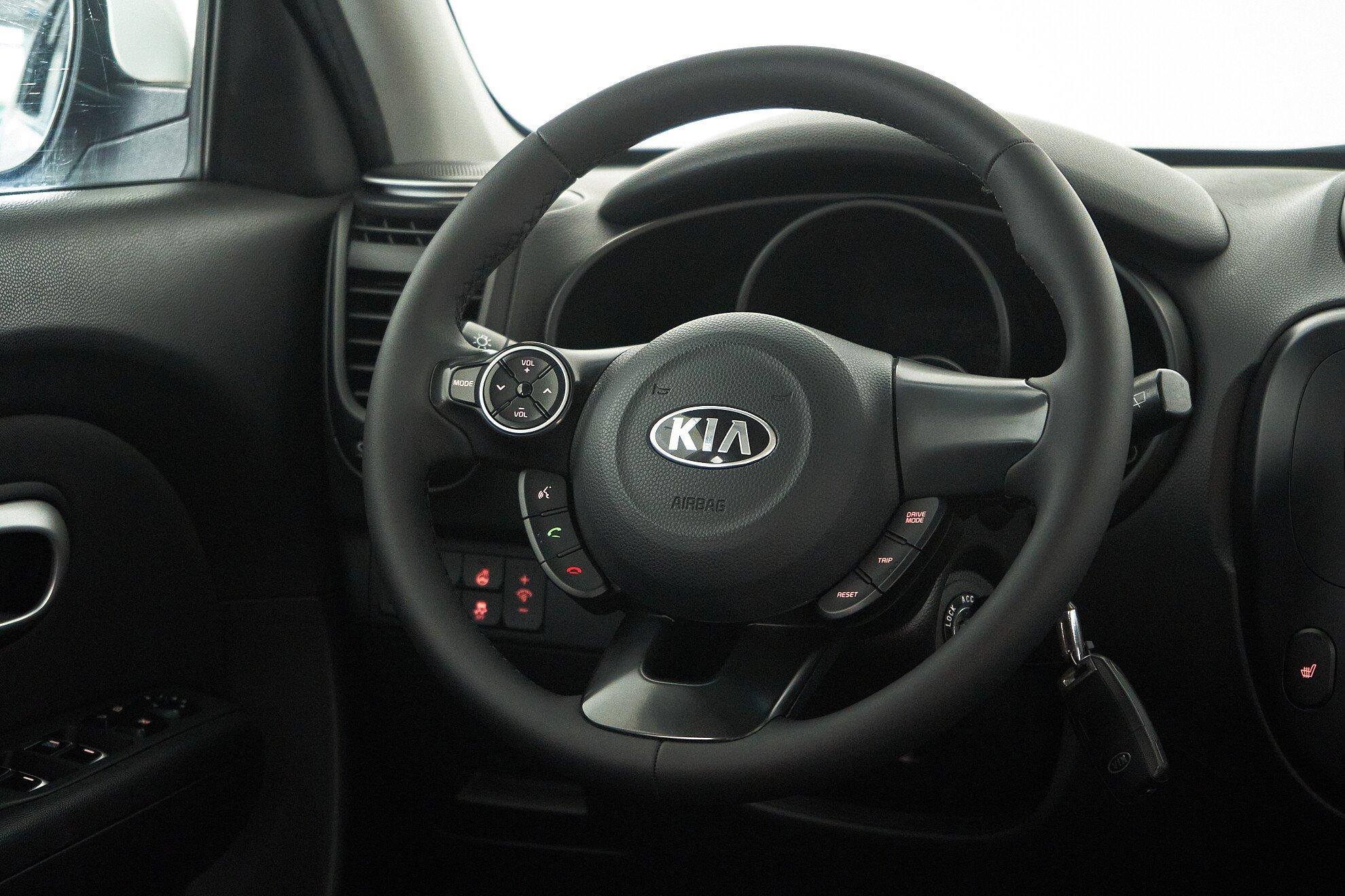 Kia Soul 2018, белый