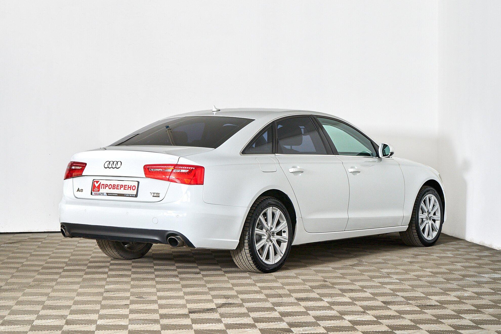 Audi A6 2011, белый