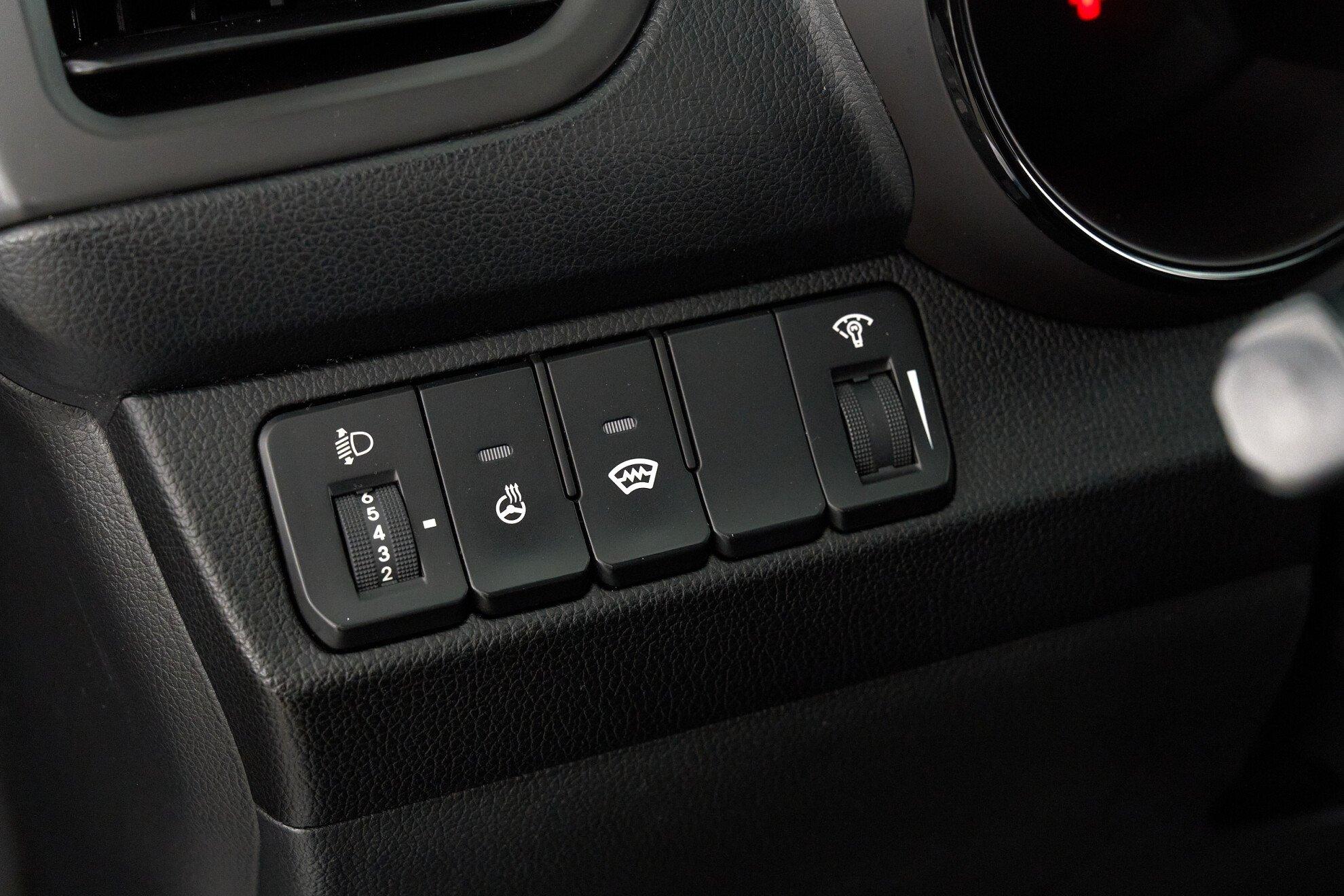 Kia Rio 2015, голубой